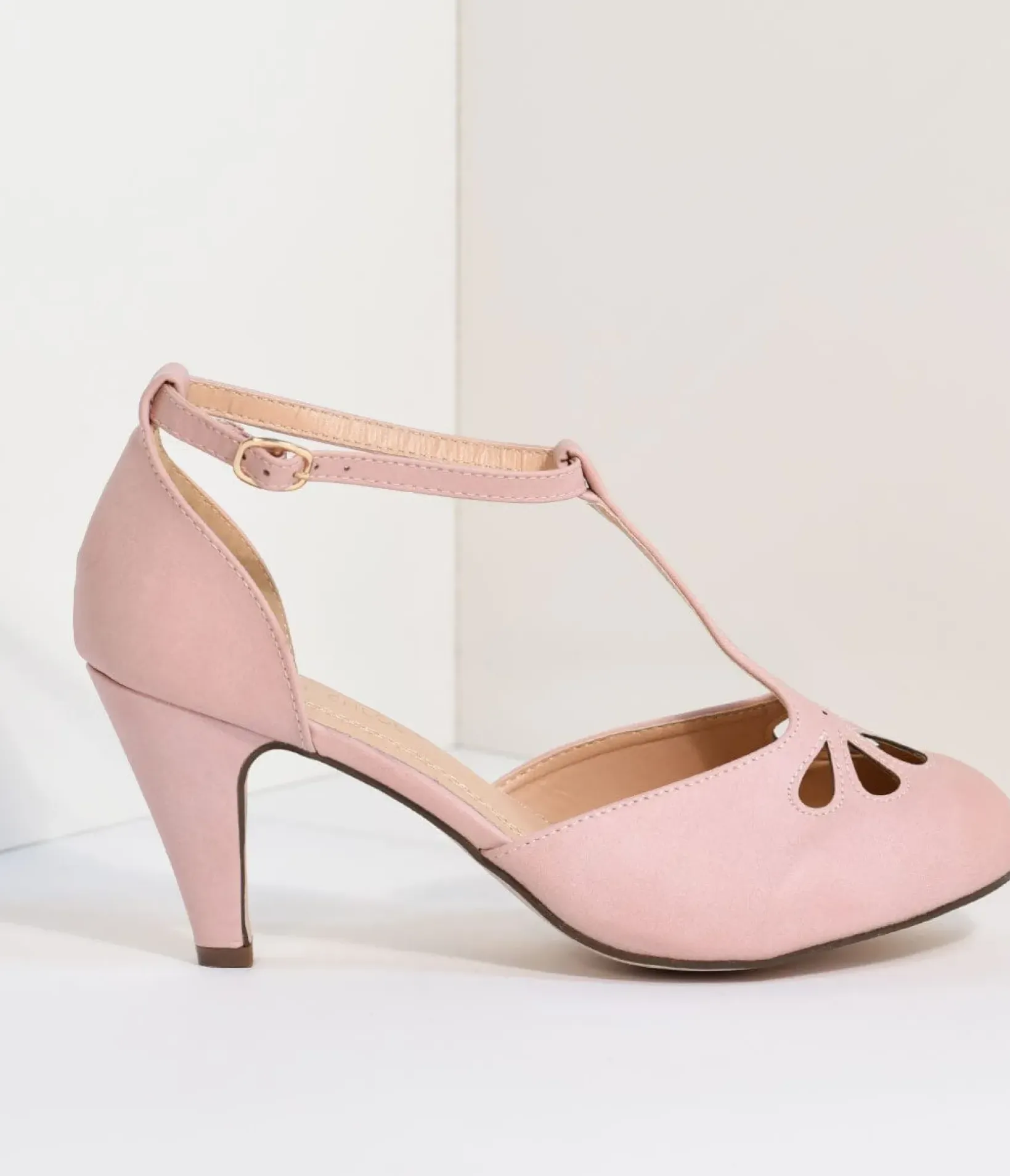 Unique Vintage Heels|T-Straps>Rose Pink T-Strap Cut Out Kitten Heels