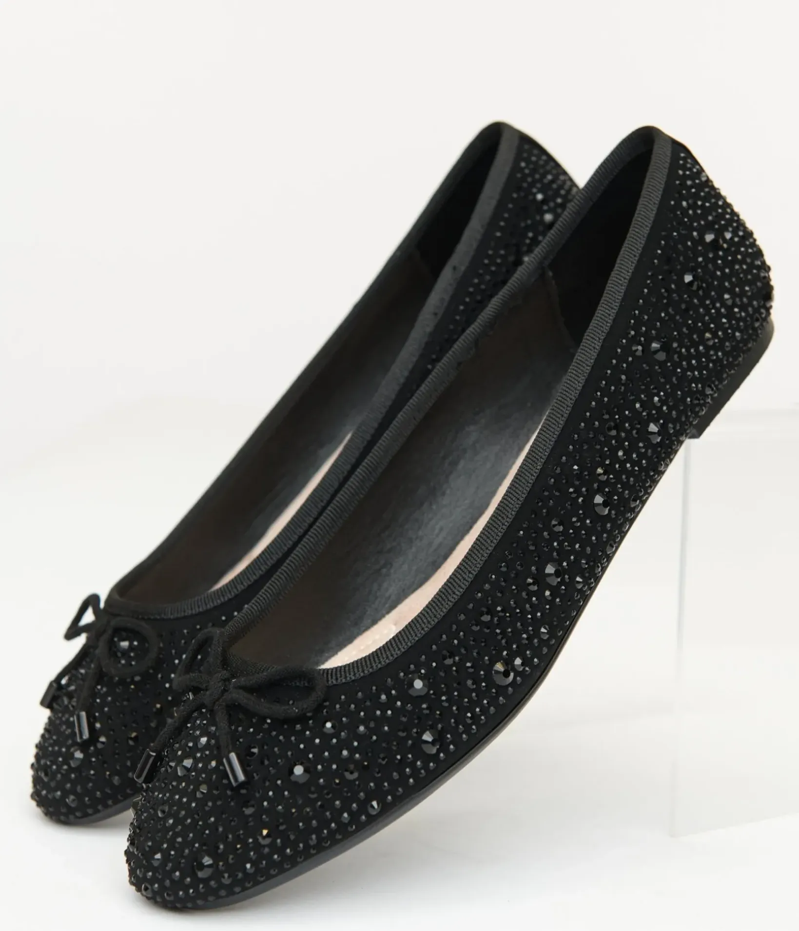 Unique Vintage Flats>1960s Black Sparkle Flats