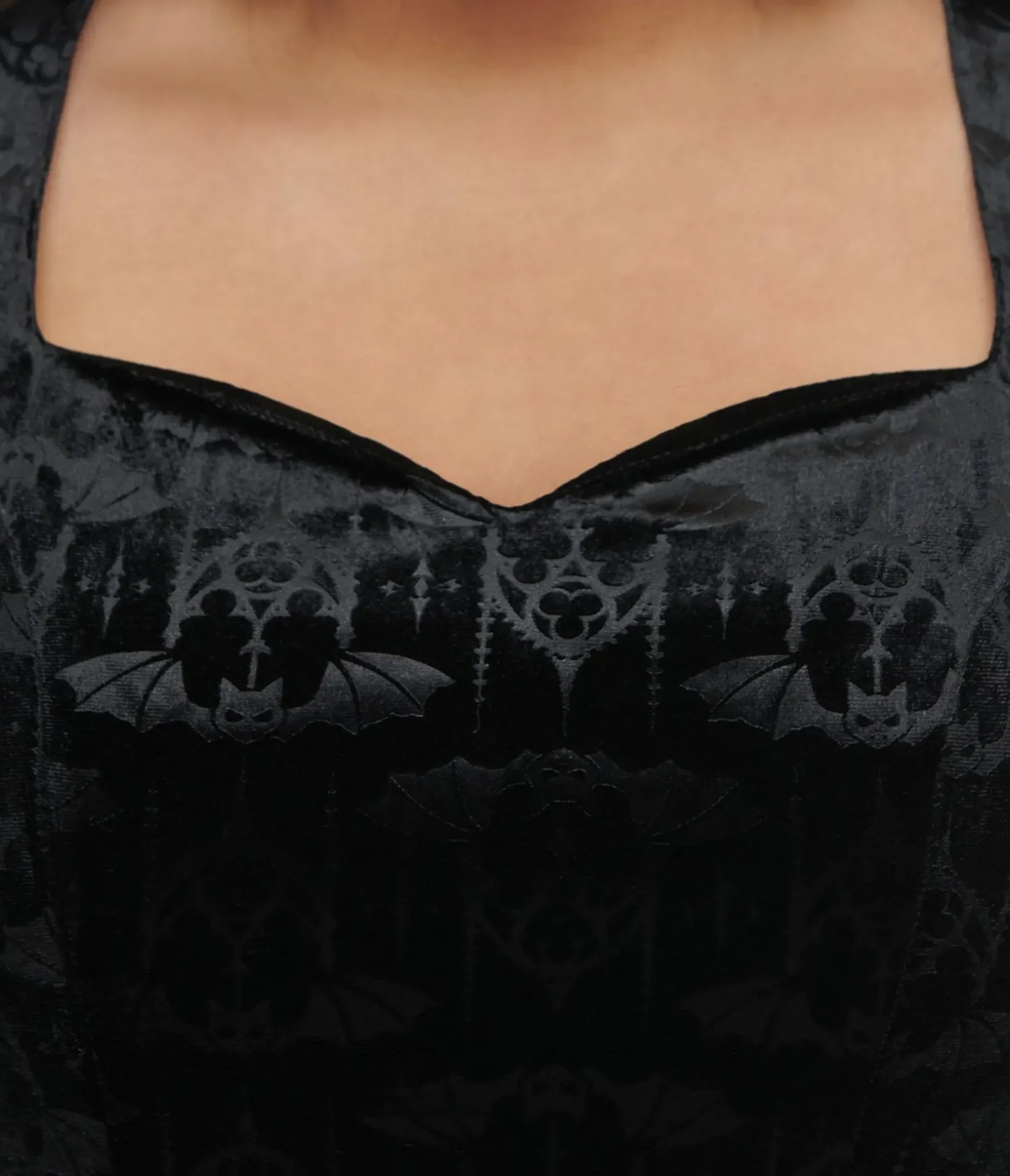 Unique Vintage Fit & Flare|Pocket Dresses>1950s Black Velvet Bat Print Fit & Flare Dress