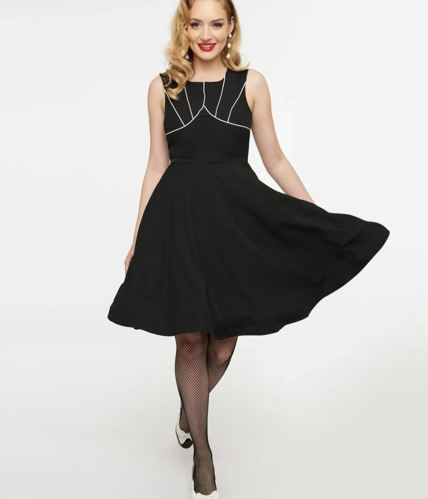 Unique Vintage Fit & Flare|Fit & Flare>1950s Black & White Piping Fit & Flare Dress