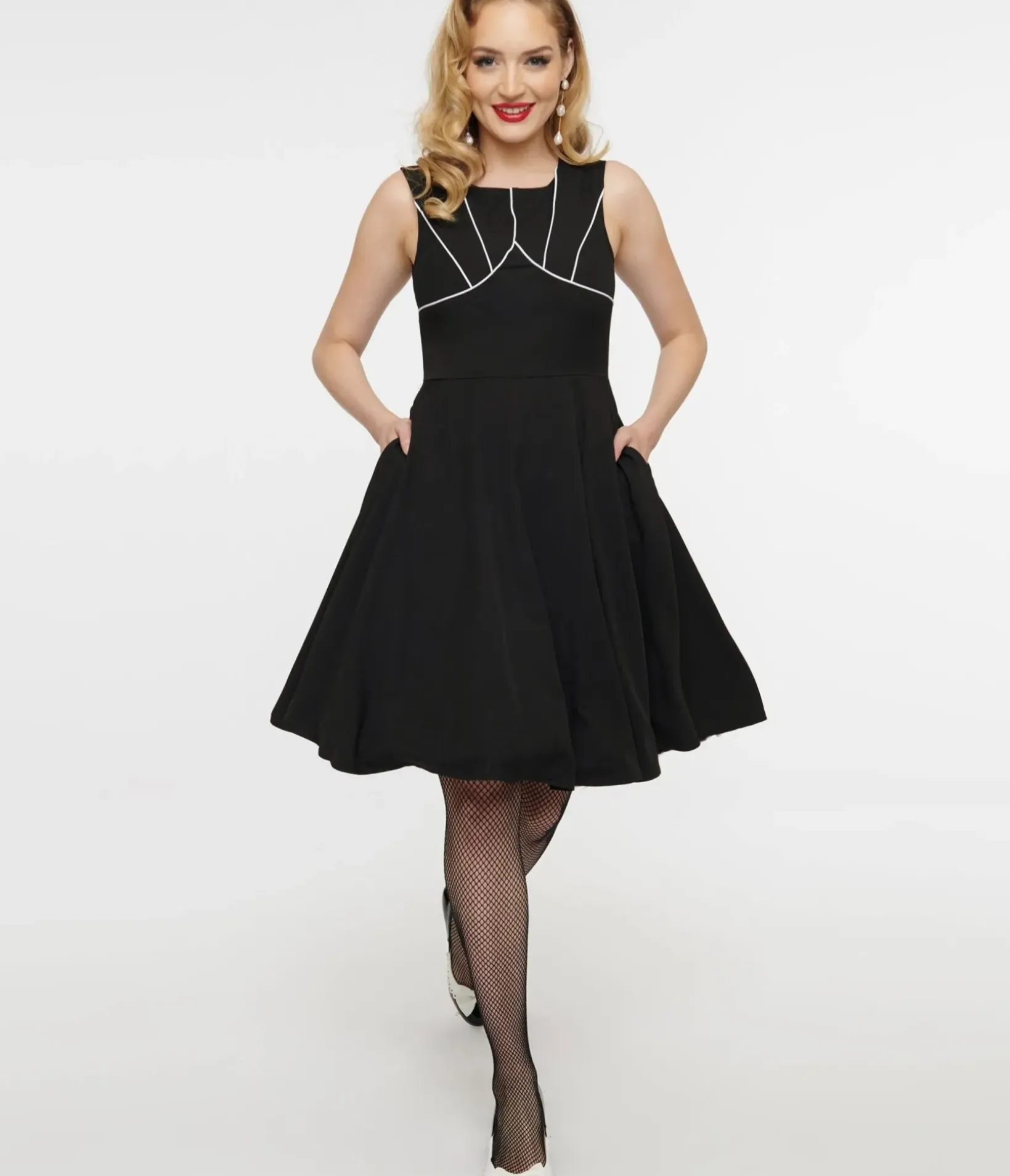 Unique Vintage Fit & Flare|Fit & Flare>1950s Black & White Piping Fit & Flare Dress