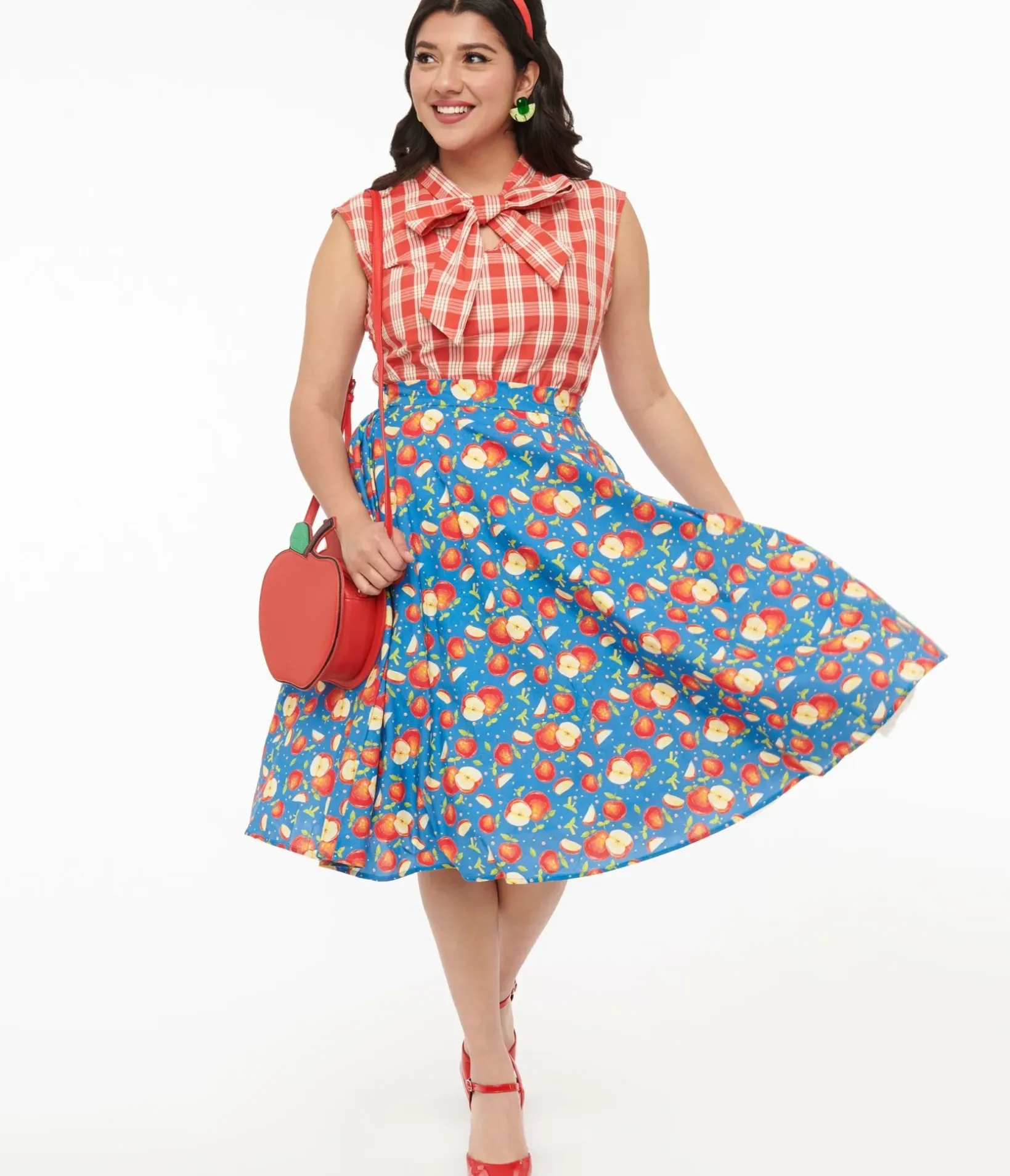 Unique Vintage Skirts|All Things Red>1950s Blue & Red Apple Print Swing Skirt