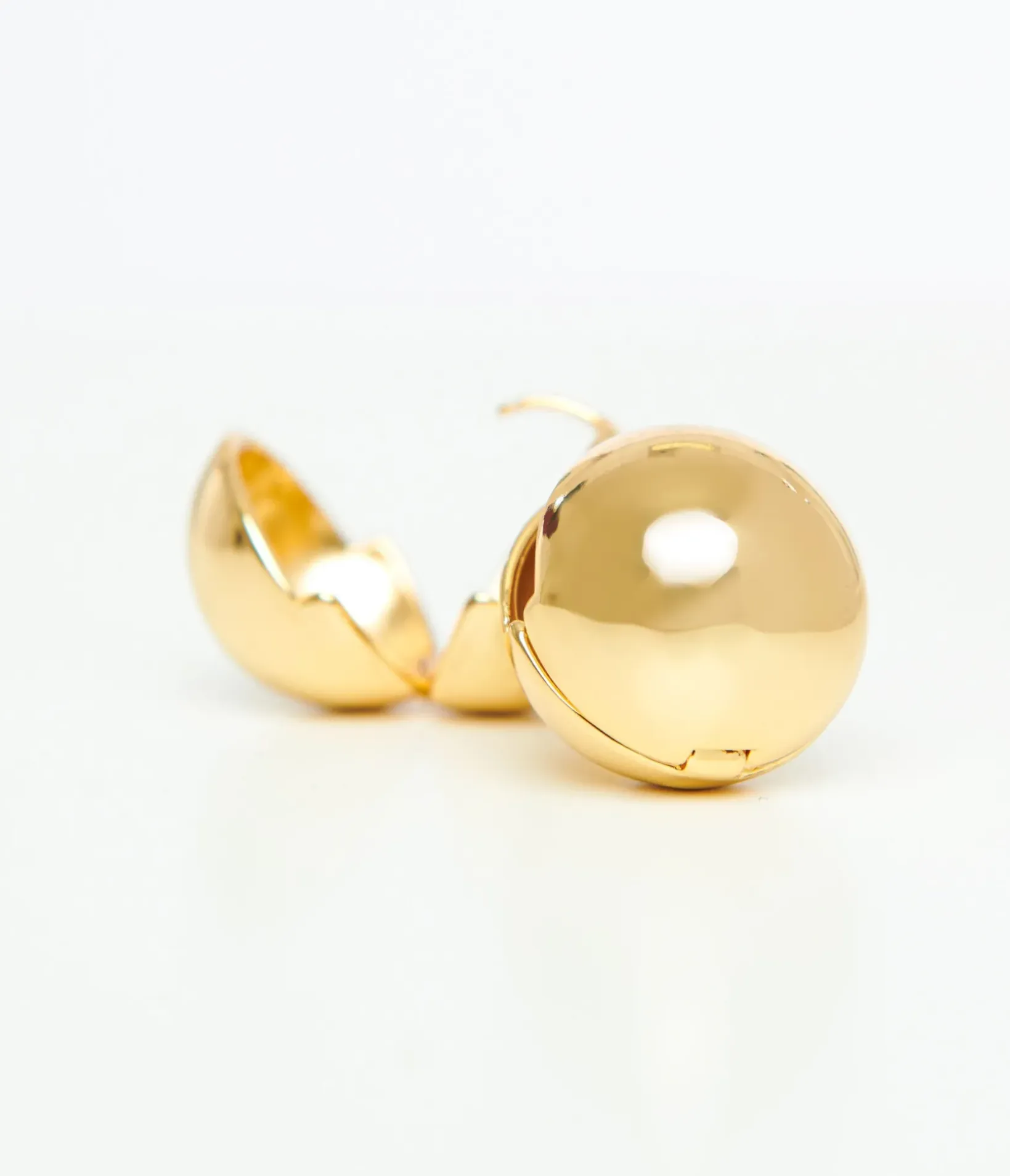 Unique Vintage Earrings>1930s Gold Ball Stud Earrings