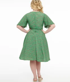 Unique Vintage Fit & Flare|Pocket Dresses>1950s Green & Pink Rose Fit & Flare Dress