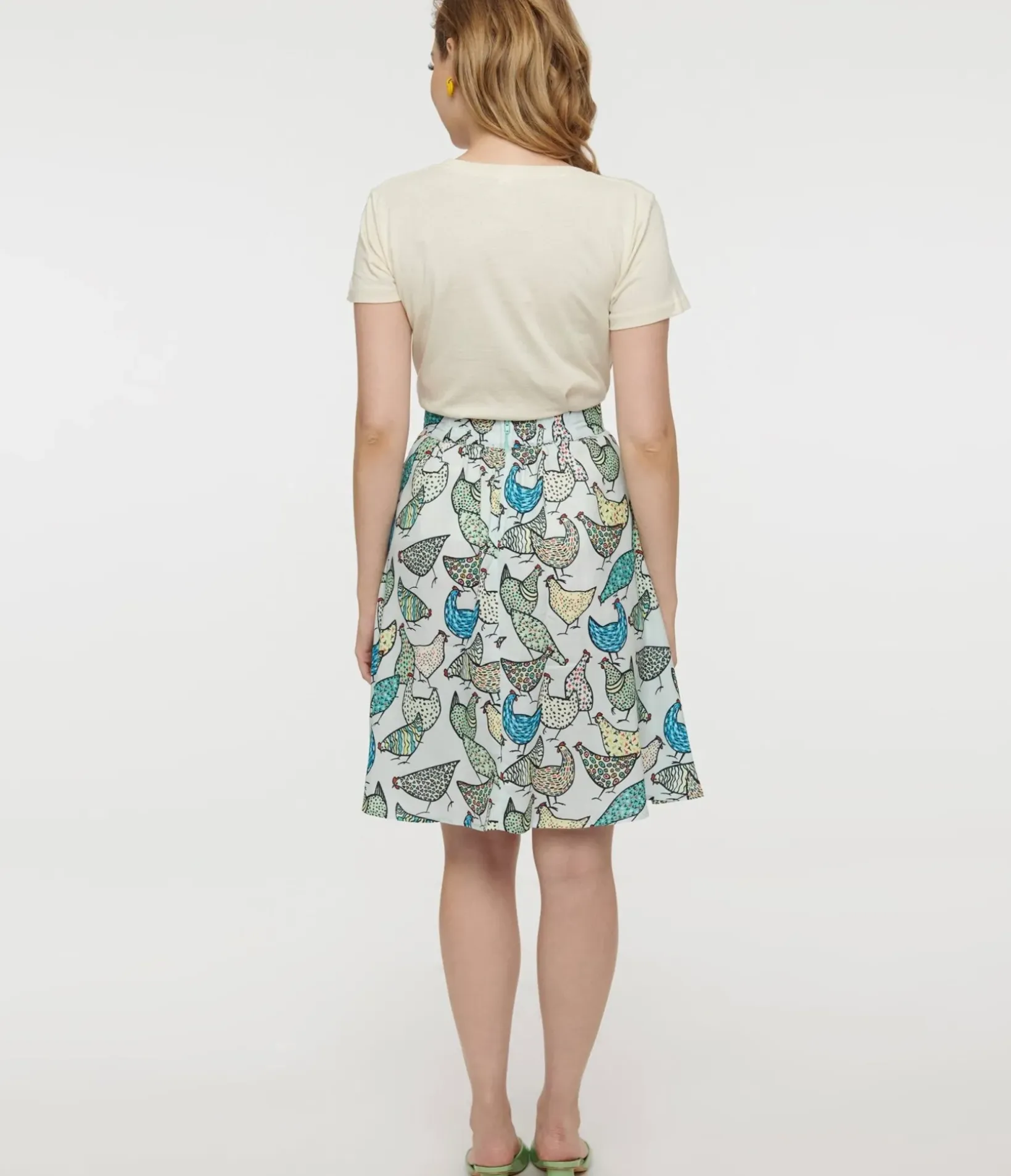 Unique Vintage Skirts>1950s Light Blue Chicken Swing Skirt