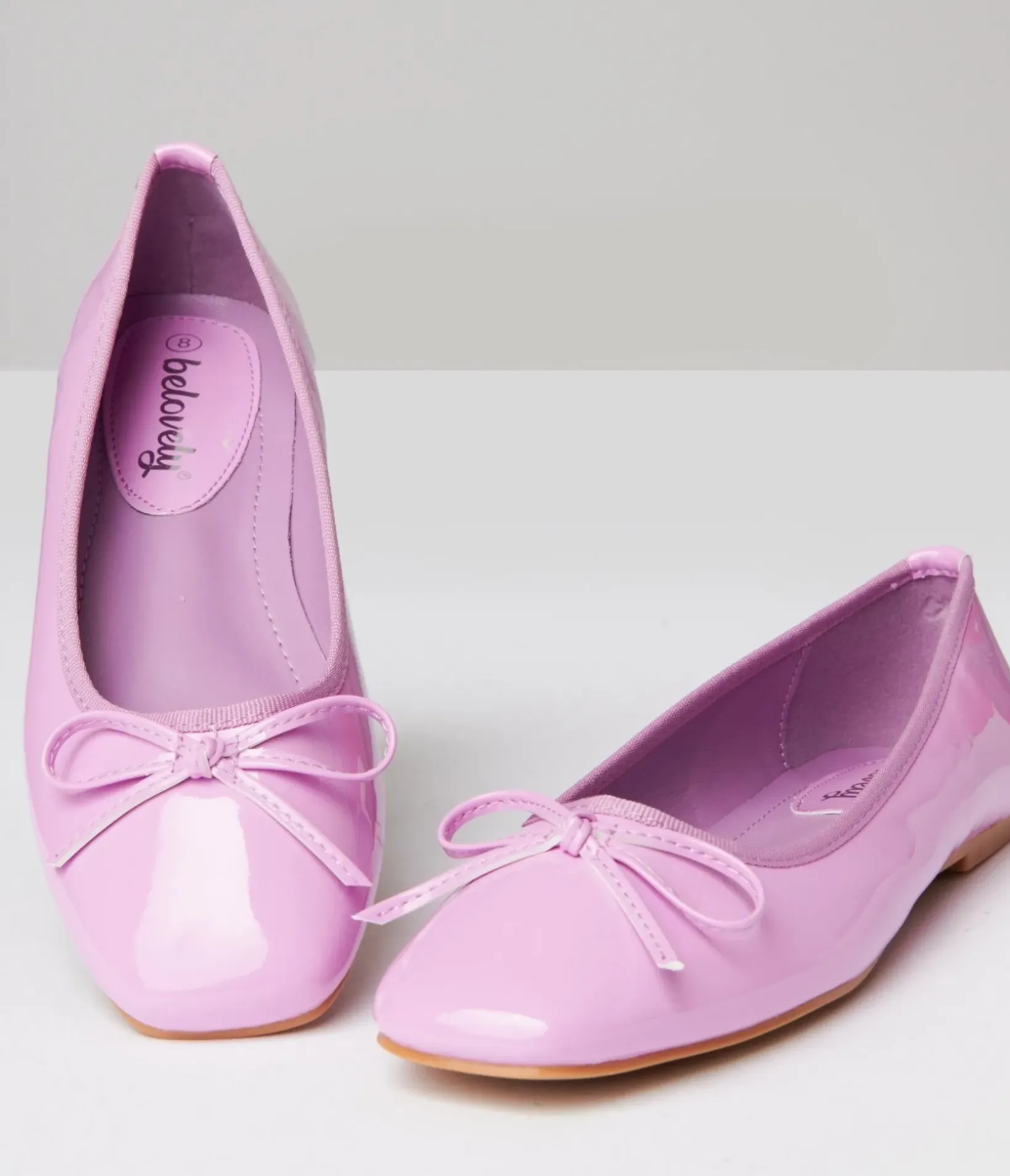Unique Vintage Flats>1960s Lilac Patent Leatherette Flats
