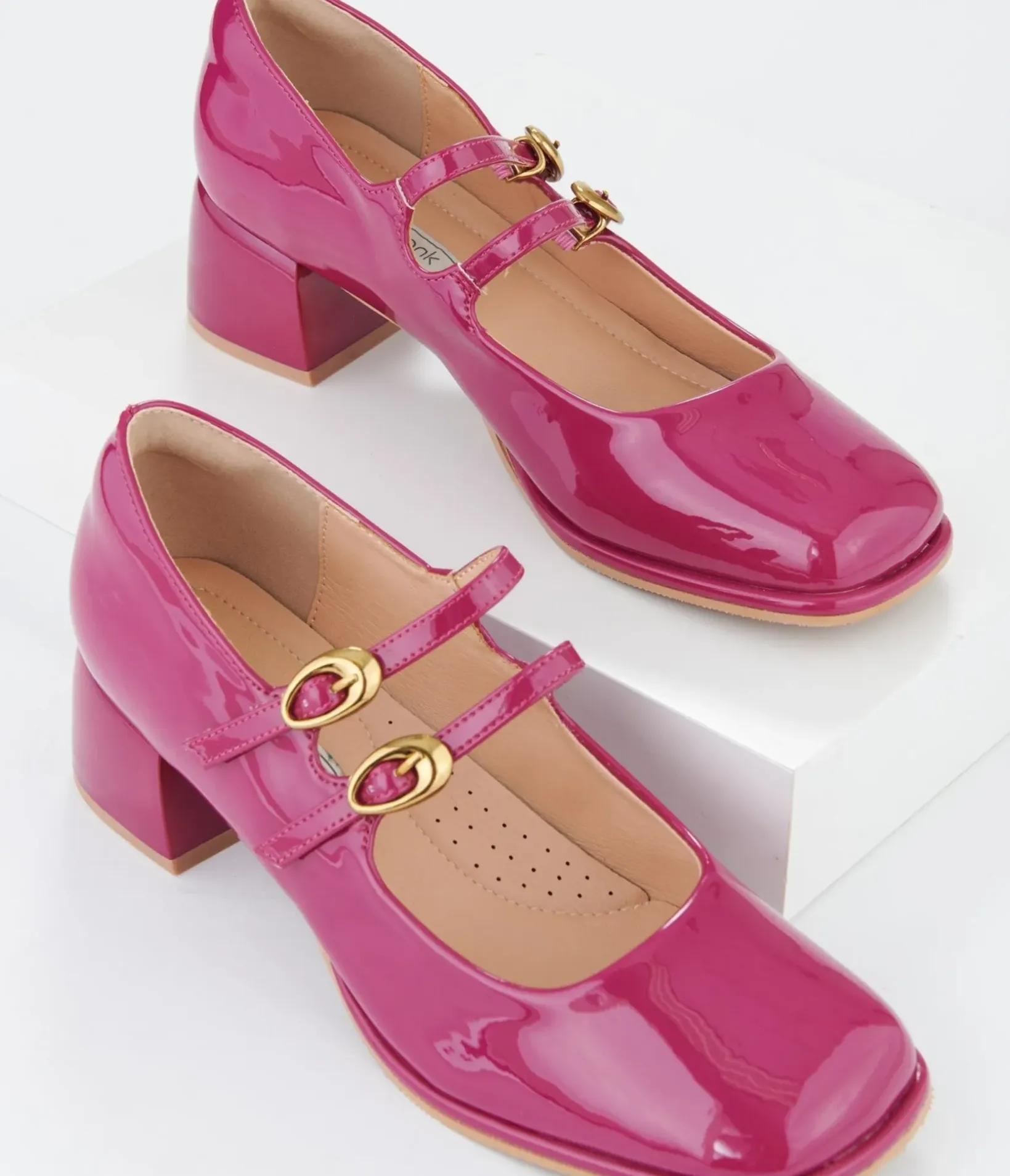Unique Vintage Work Wear|Heels>1960s Magenta Patent Leatherette Sweet Elizabeth Pumps