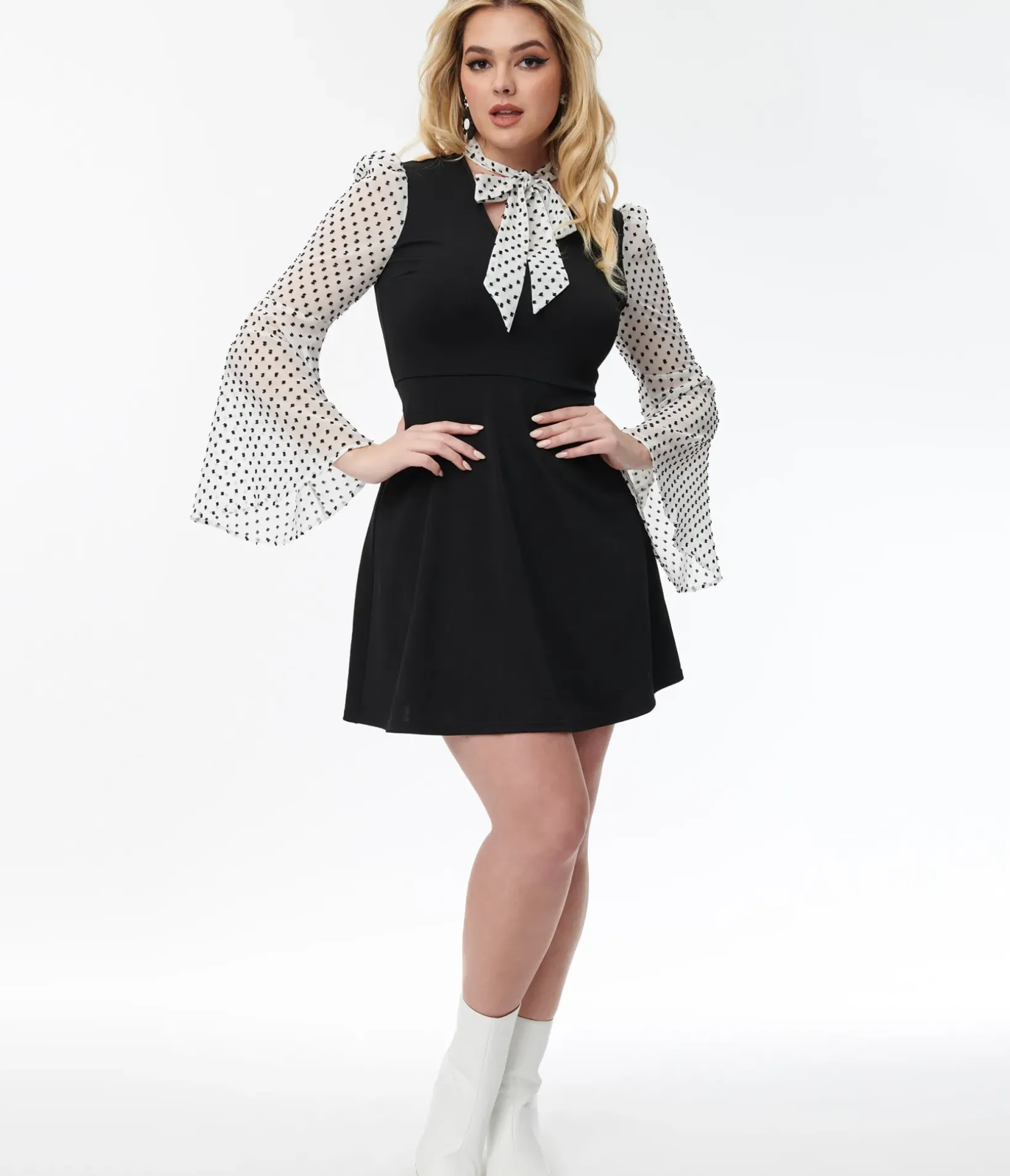 Unique Vintage Fit & Flare|Everyday Dresses>Smak Parlour Black & White Polka Dot Bell Sleeve Flare Dress