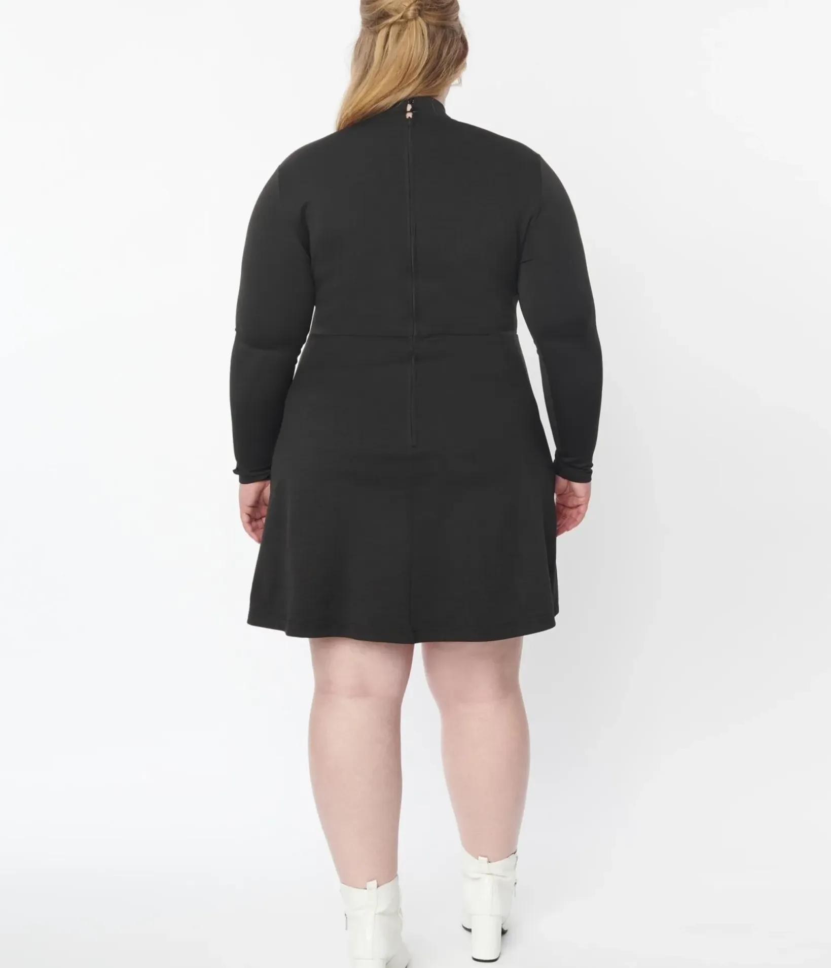 Unique Vintage Fit & Flare|Pocket Dresses>Smak Parlour Plus Size Black Mock Turtleneck Fit & Flare Dress