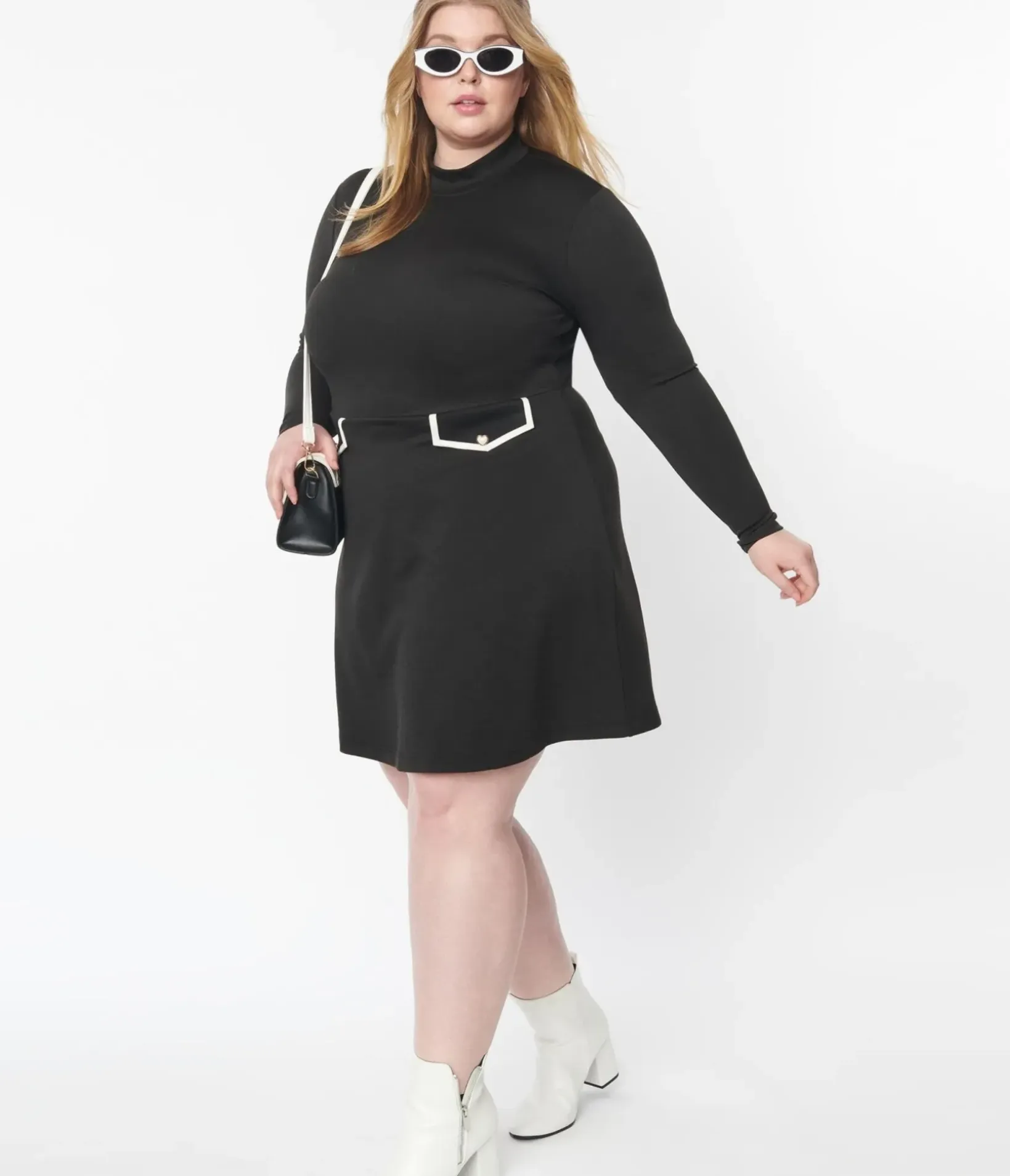 Unique Vintage Fit & Flare|Pocket Dresses>Smak Parlour Plus Size Black Mock Turtleneck Fit & Flare Dress