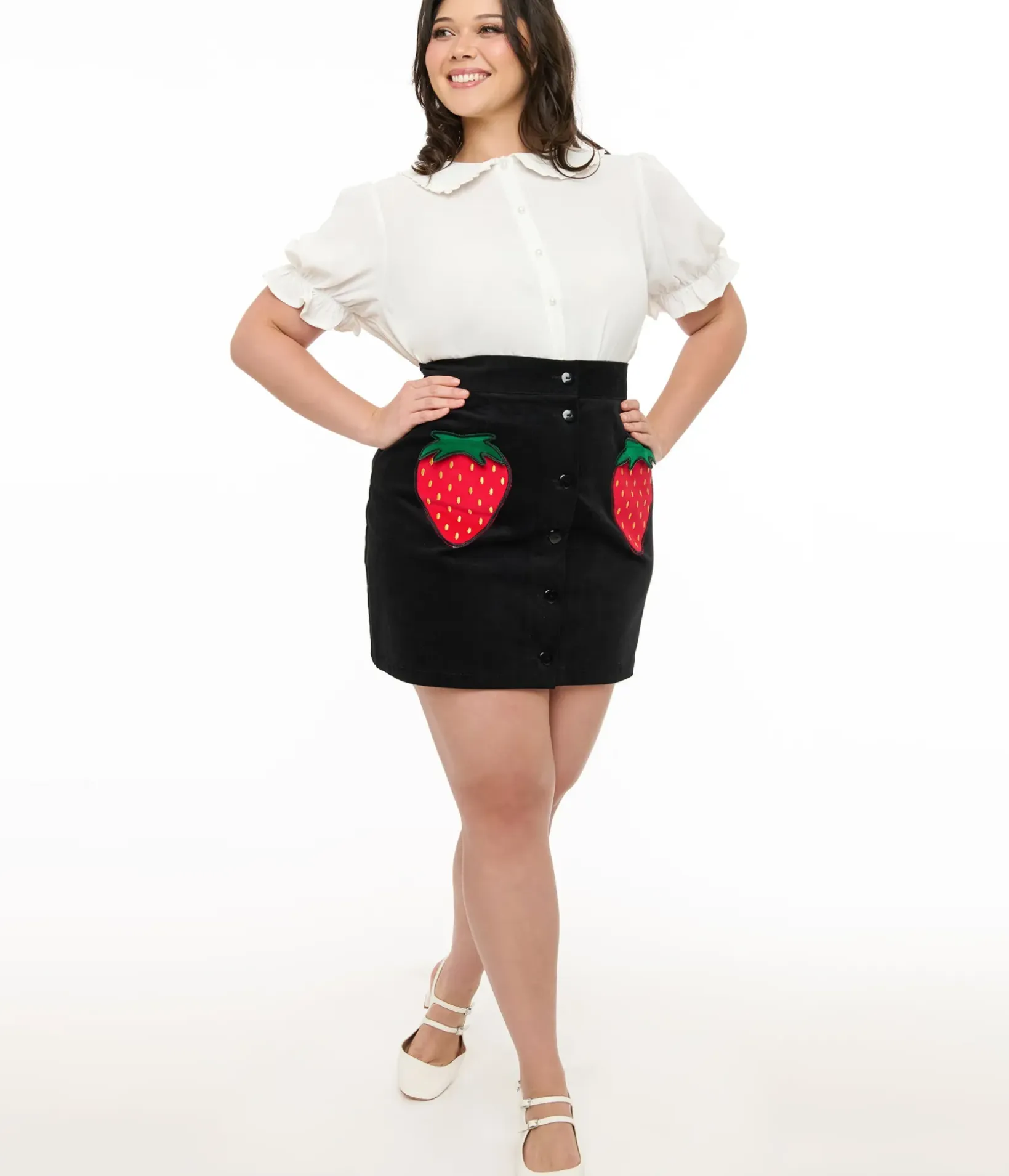Unique Vintage Skirts|Skirts>Smak Parlour Plus Size Black & Strawberry Pocket Match Game Mini Skirt