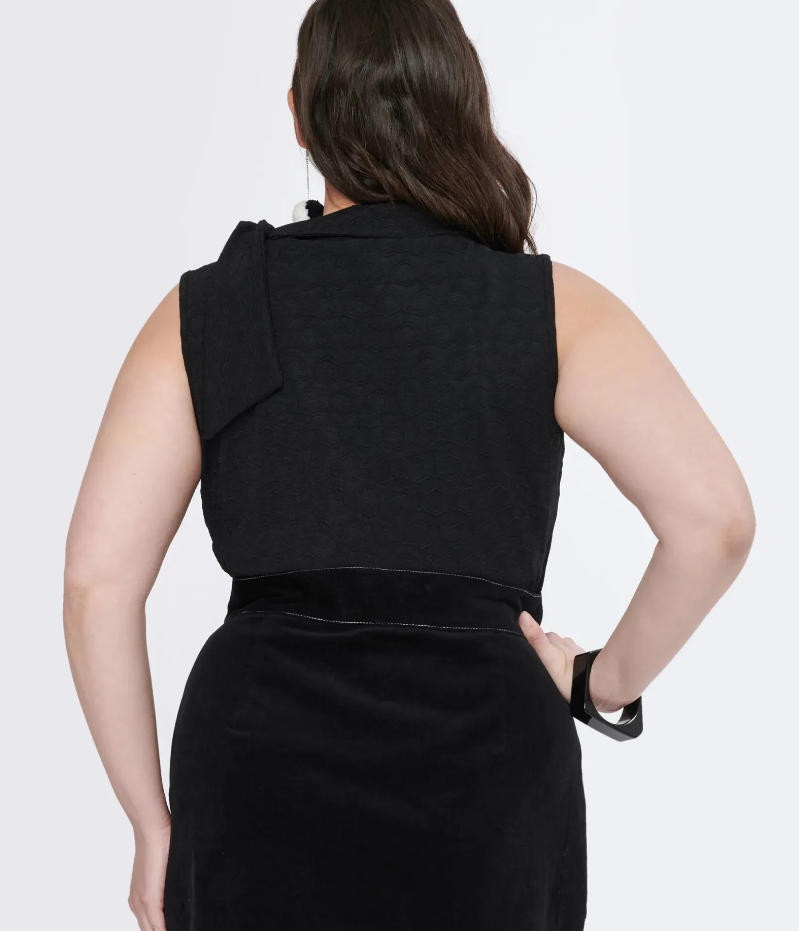 Unique Vintage All Things Black>Smak Parlour Plus Size 1960s Black Cowl Neck Tie Blouse