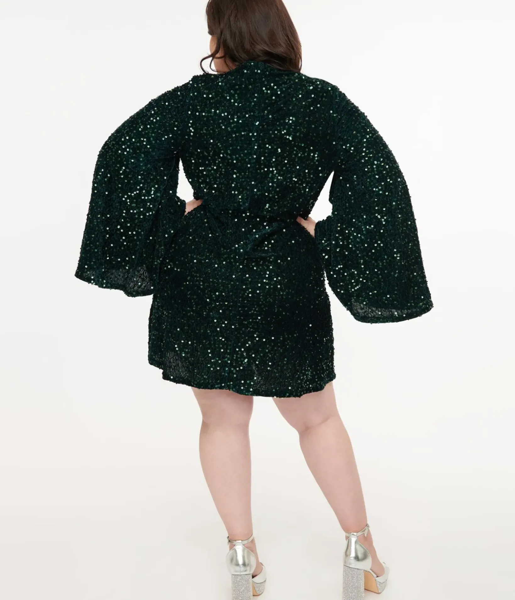 Unique Vintage Fit & Flare|Pocket Dresses>Smak Parlour Plus Size 1960s Green Sequin Downtown Scene Mini Dress