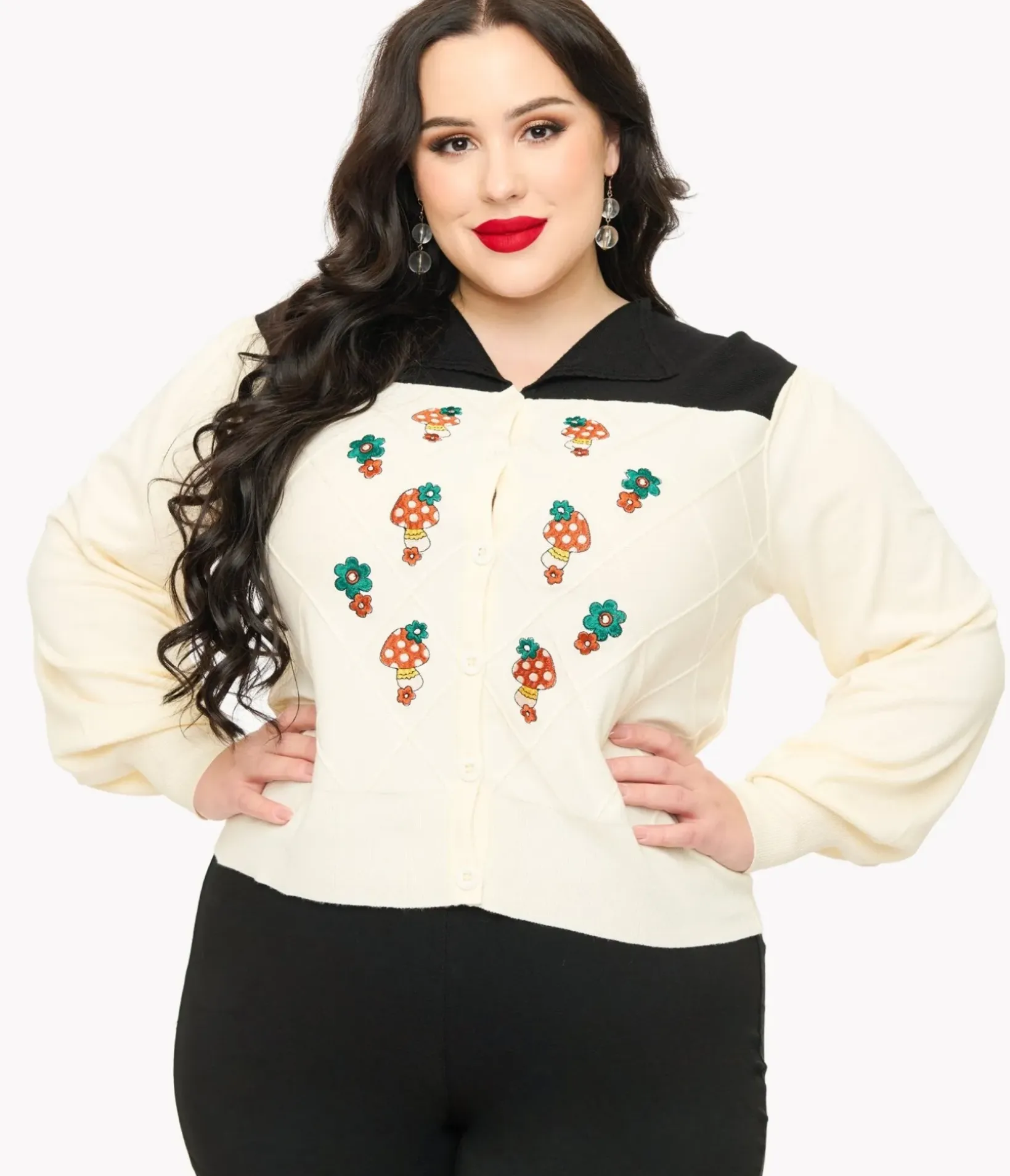 Unique Vintage Sweaters & Cardigans>Smak Parlour Plus Size 1960s Ivory & Black Mushroom Embroidered Cardigan