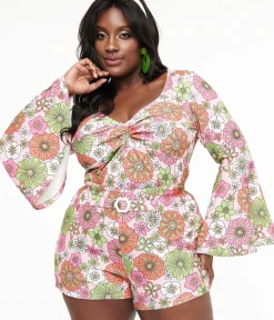 Unique Vintage All Things Pink>Smak Parlour Plus Size 1960s Pink Retro Bloom Trumpet Sleeve Top