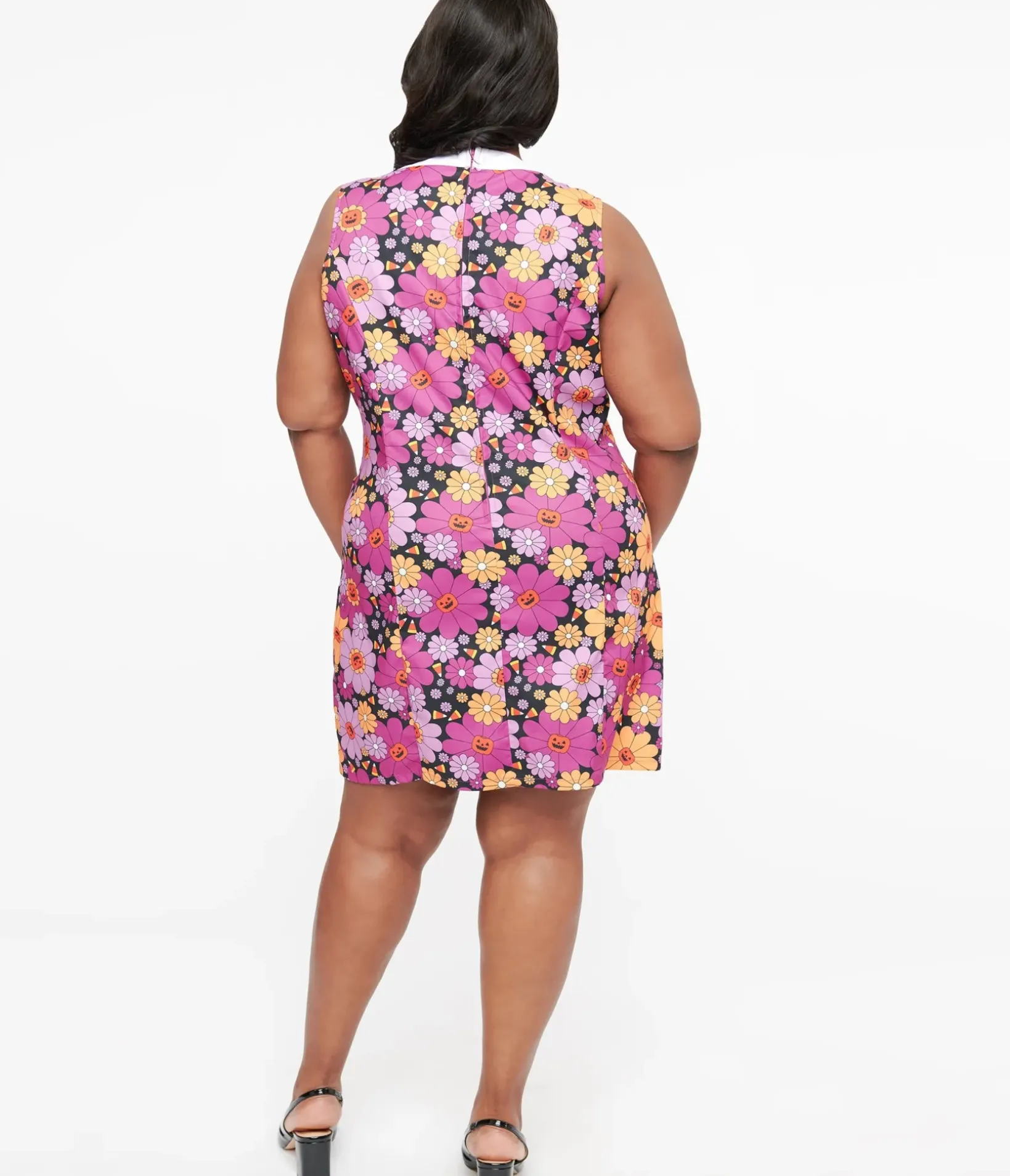 Unique Vintage Pocket Dresses|Everyday Dresses>Smak Parlour Plus Size 1960s Purple & Orange Pumpkin Floral Mod Shift Dress