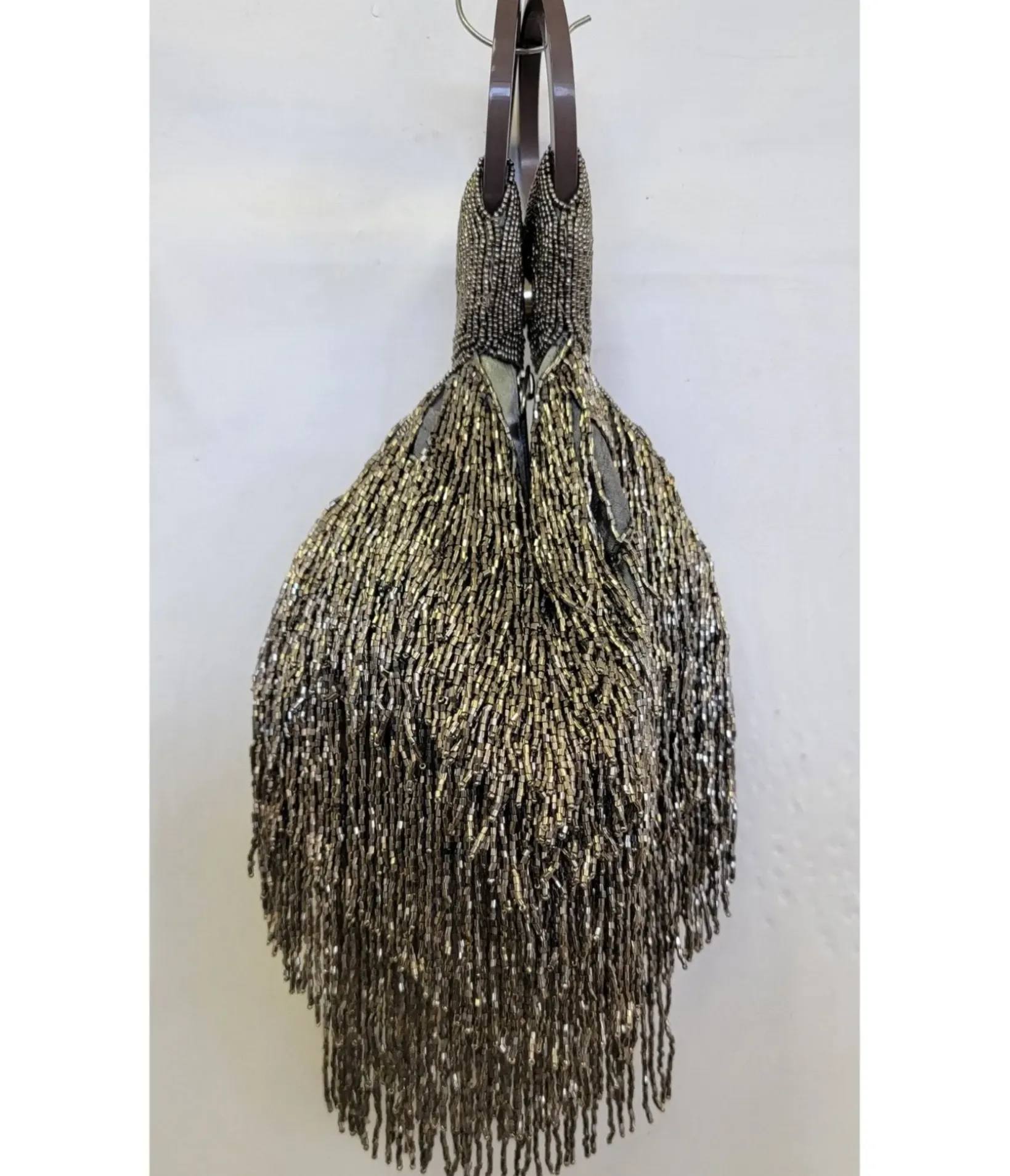 Unique Vintage Special Occasion|Prom Accessories>1920s Pewter Beaded Fringe Wristlet