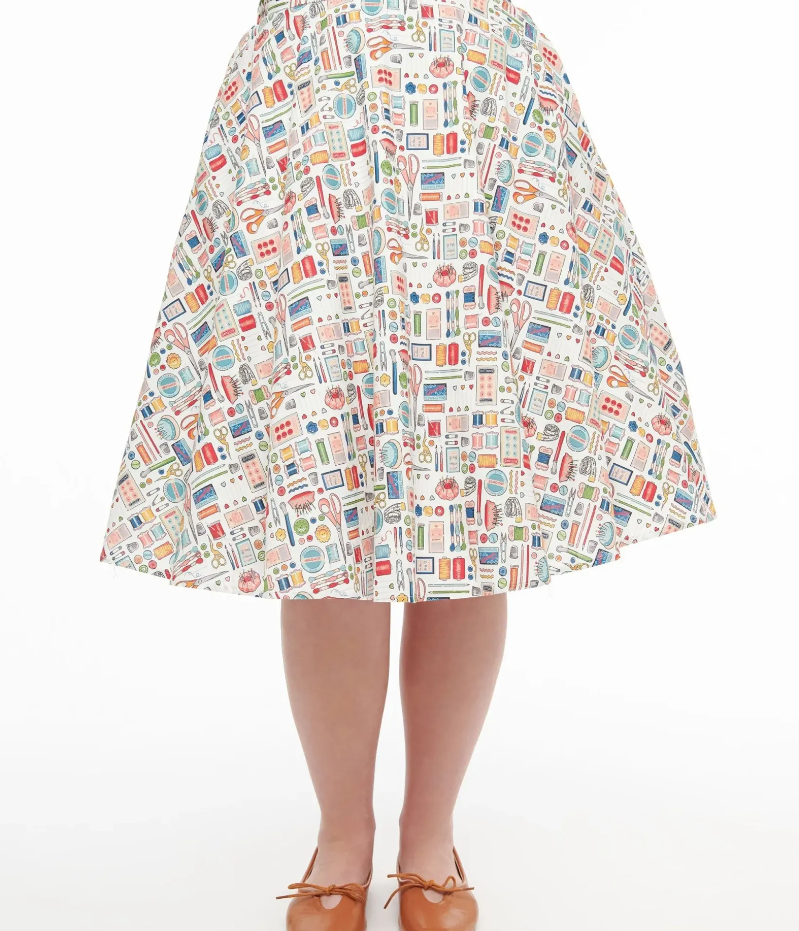 Unique Vintage Skirts>1950s White Sewing Print Cotton Swing Skirt