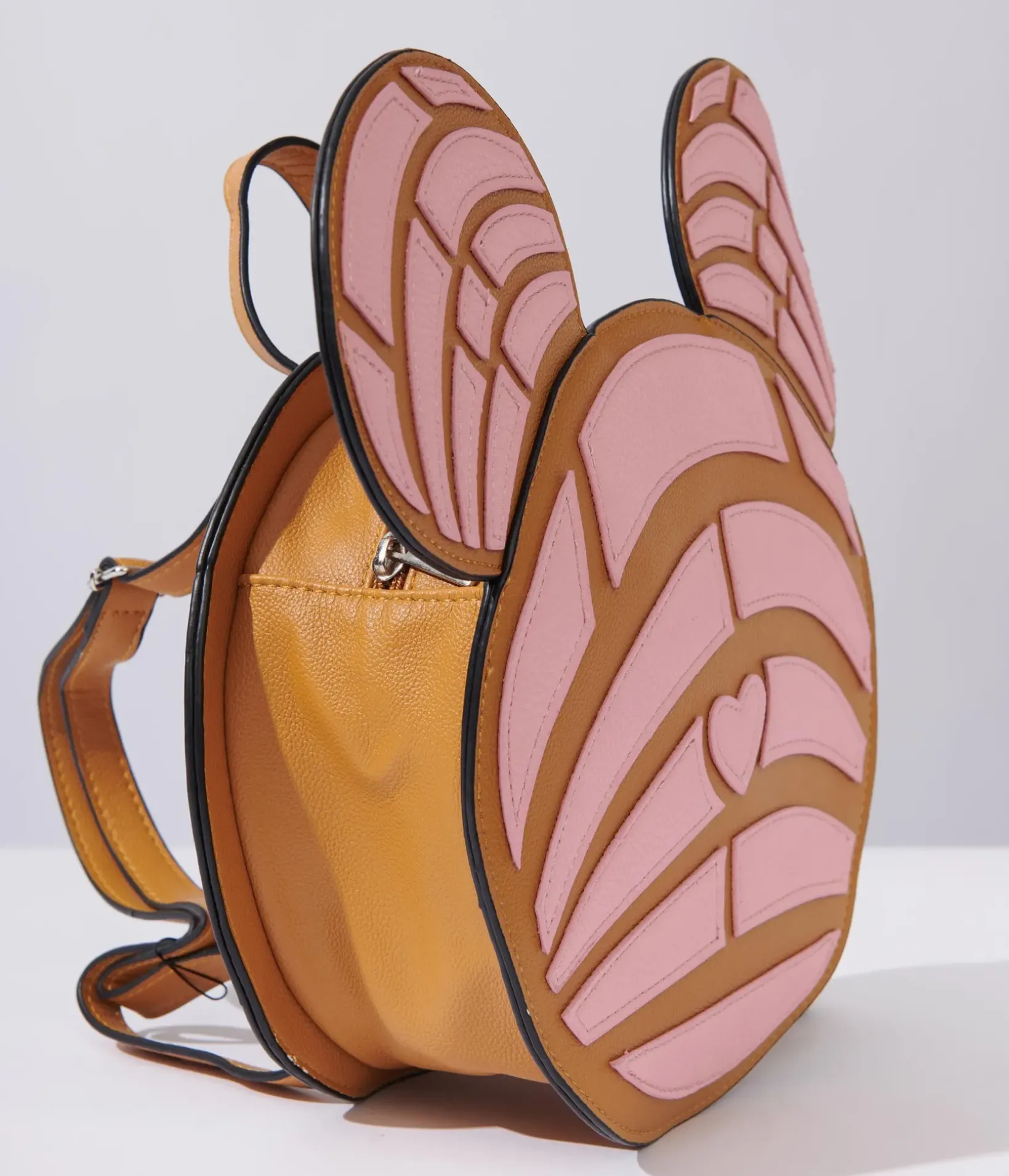 Unique Vintage All Things Pink|Novelty Bags>Tan & Pink Concha Mouse Mini Backpack