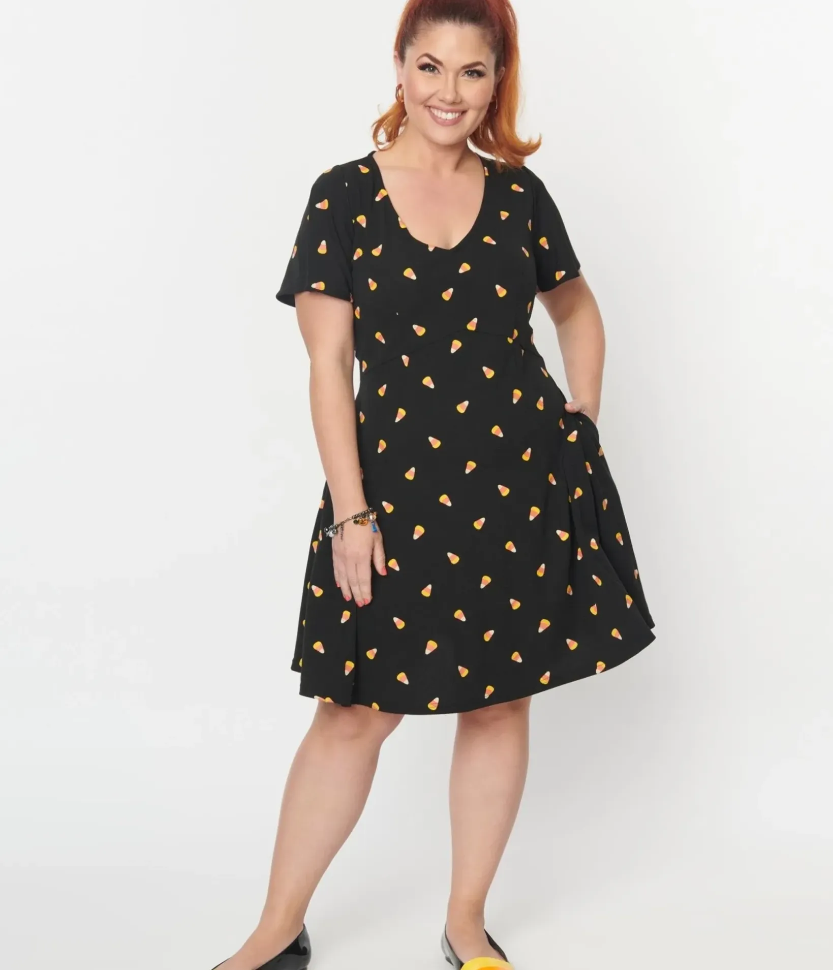 Unique Vintage Fit & Flare|Pocket Dresses>Black Candy Corn Print Poppy Flare Dress
