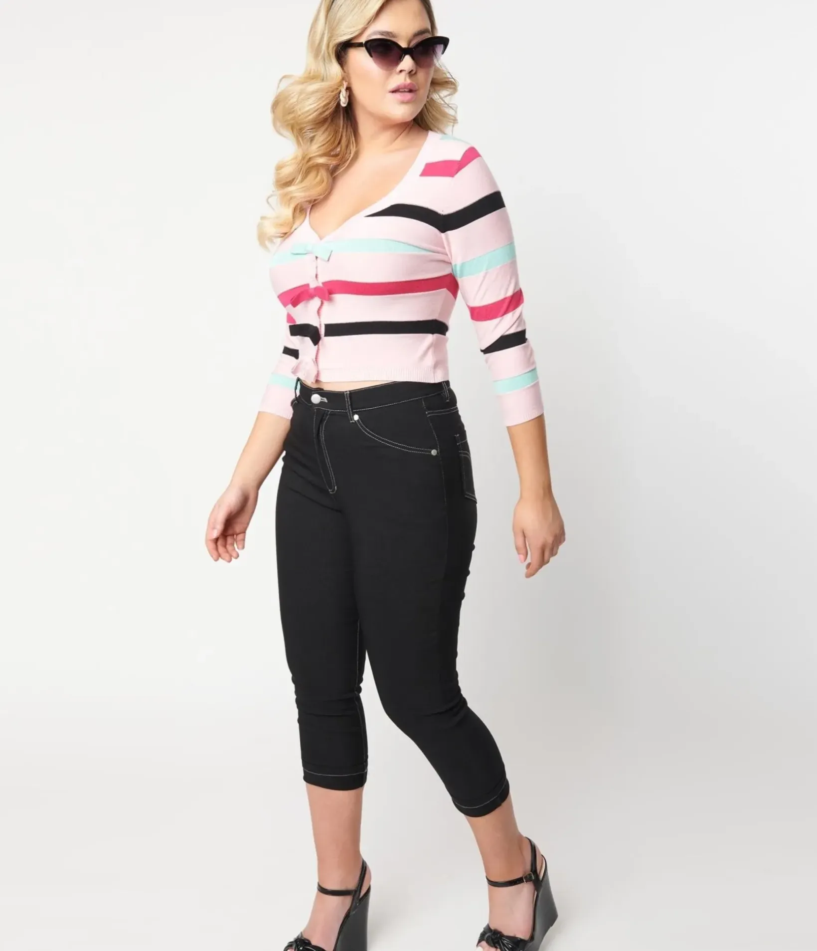 Unique Vintage Pants|All Things Black>Black Denim Bengaline Capris