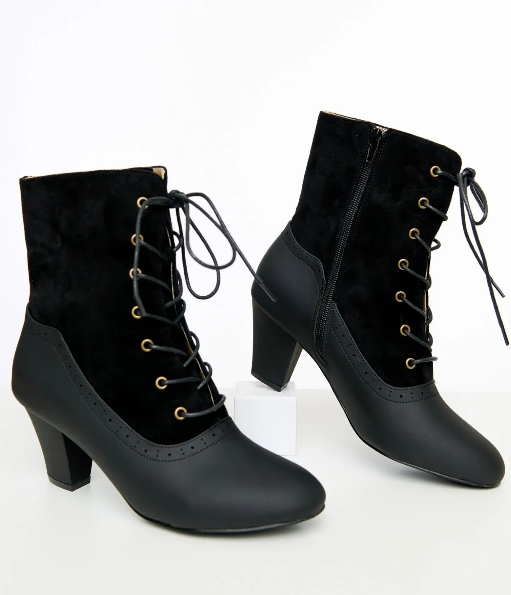 Unique Vintage All Things Black|Boots>Black Leatherette Victorian Boots