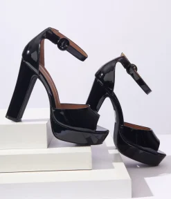 Unique Vintage Special Occasion|All Things Black>Black Patent Leatherette Platform Sandals