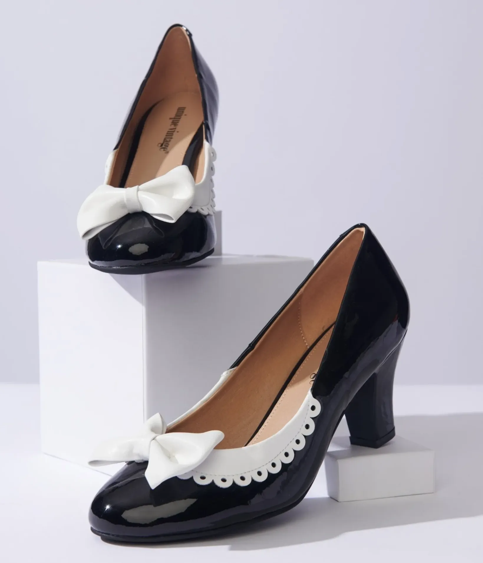 Unique Vintage Special Occasion|All Things Black>Black & White Bow Patent Pumps