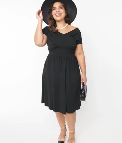 Unique Vintage Swing|Pocket Dresses>Curve Black Shirred Swing Dress