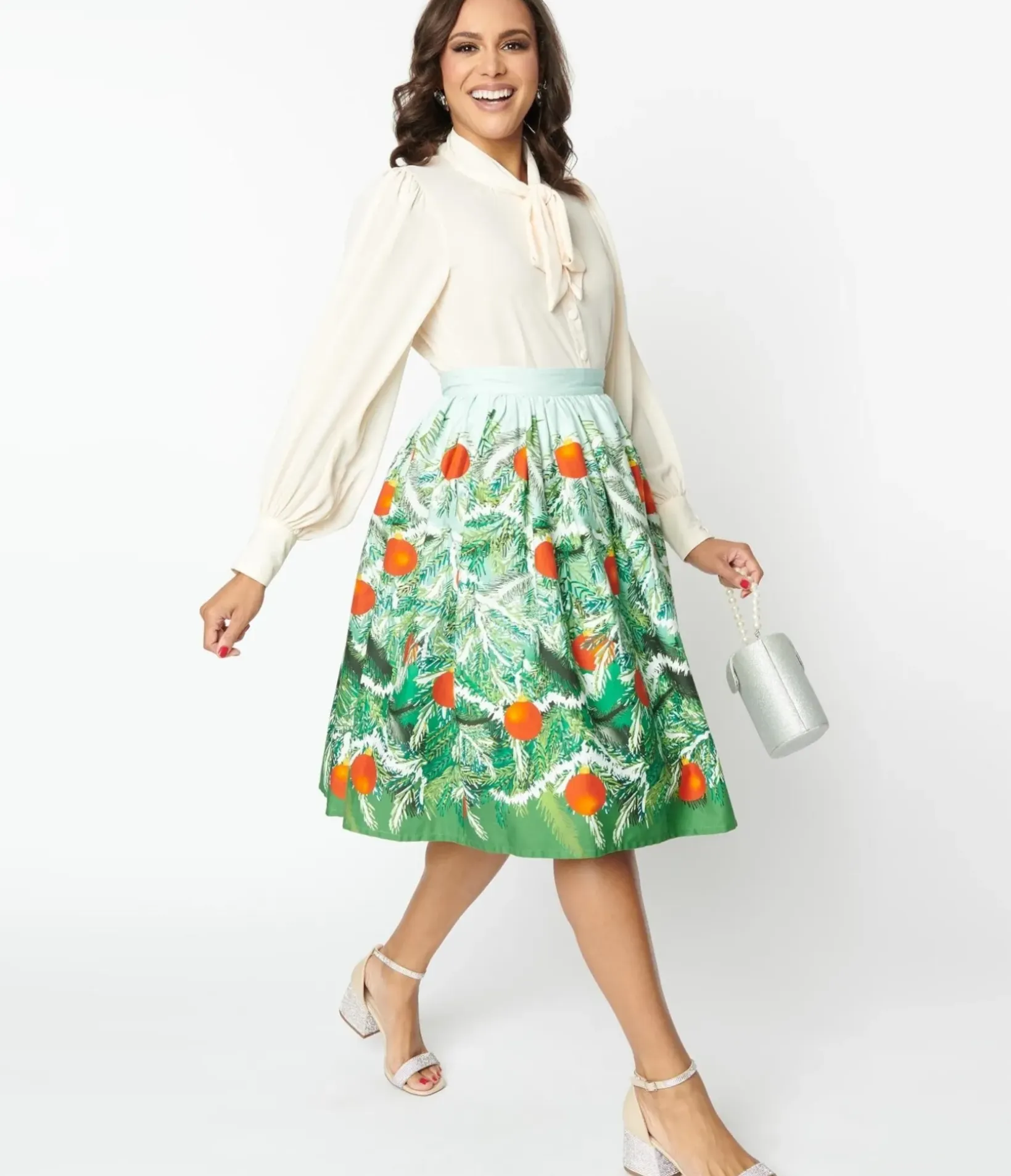 Unique Vintage All Things Red>Green Evergreen & Red Ornaments Swing Skirt