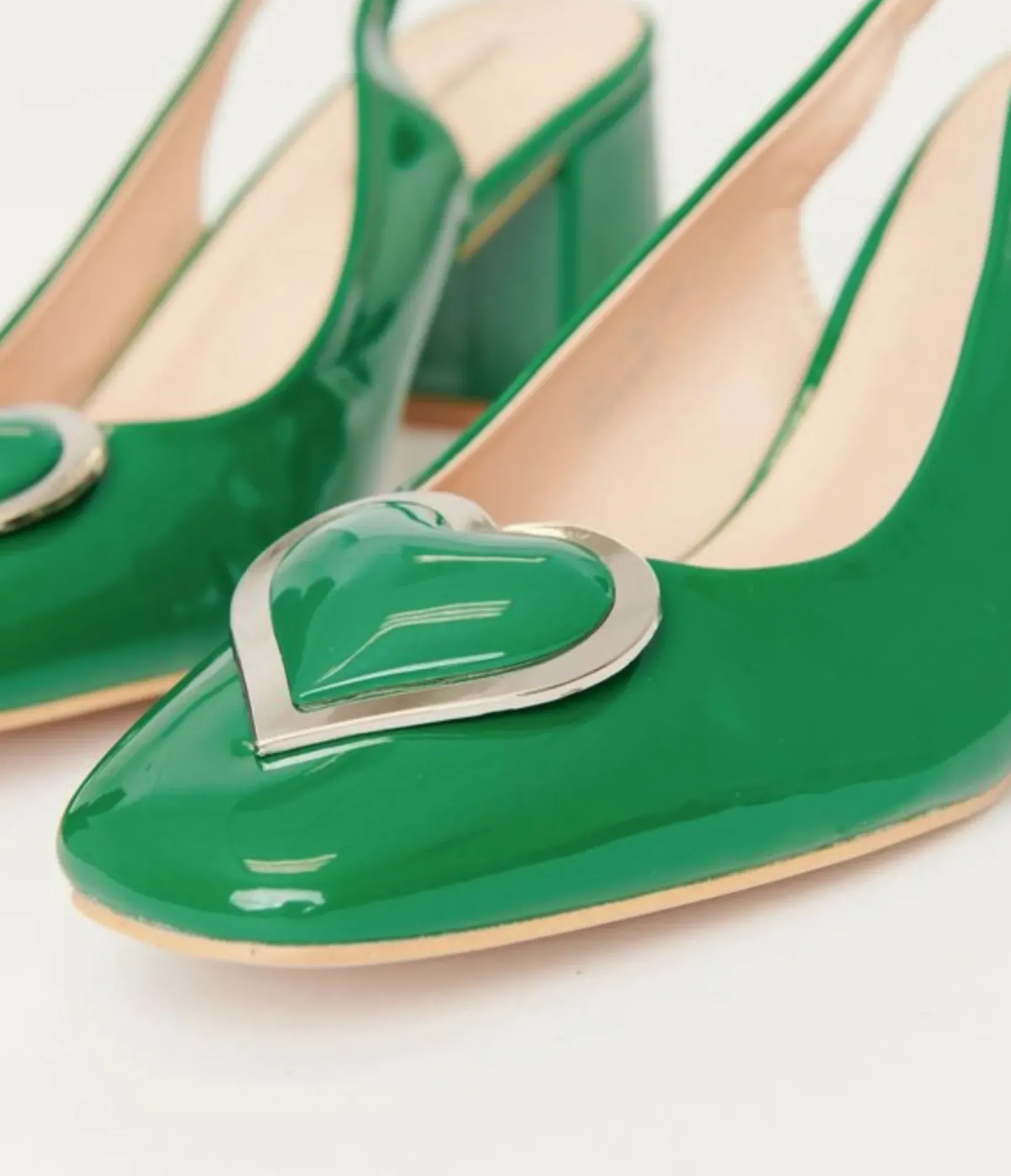 Unique Vintage Heels>Green Heart Leatherette Slingback Heels