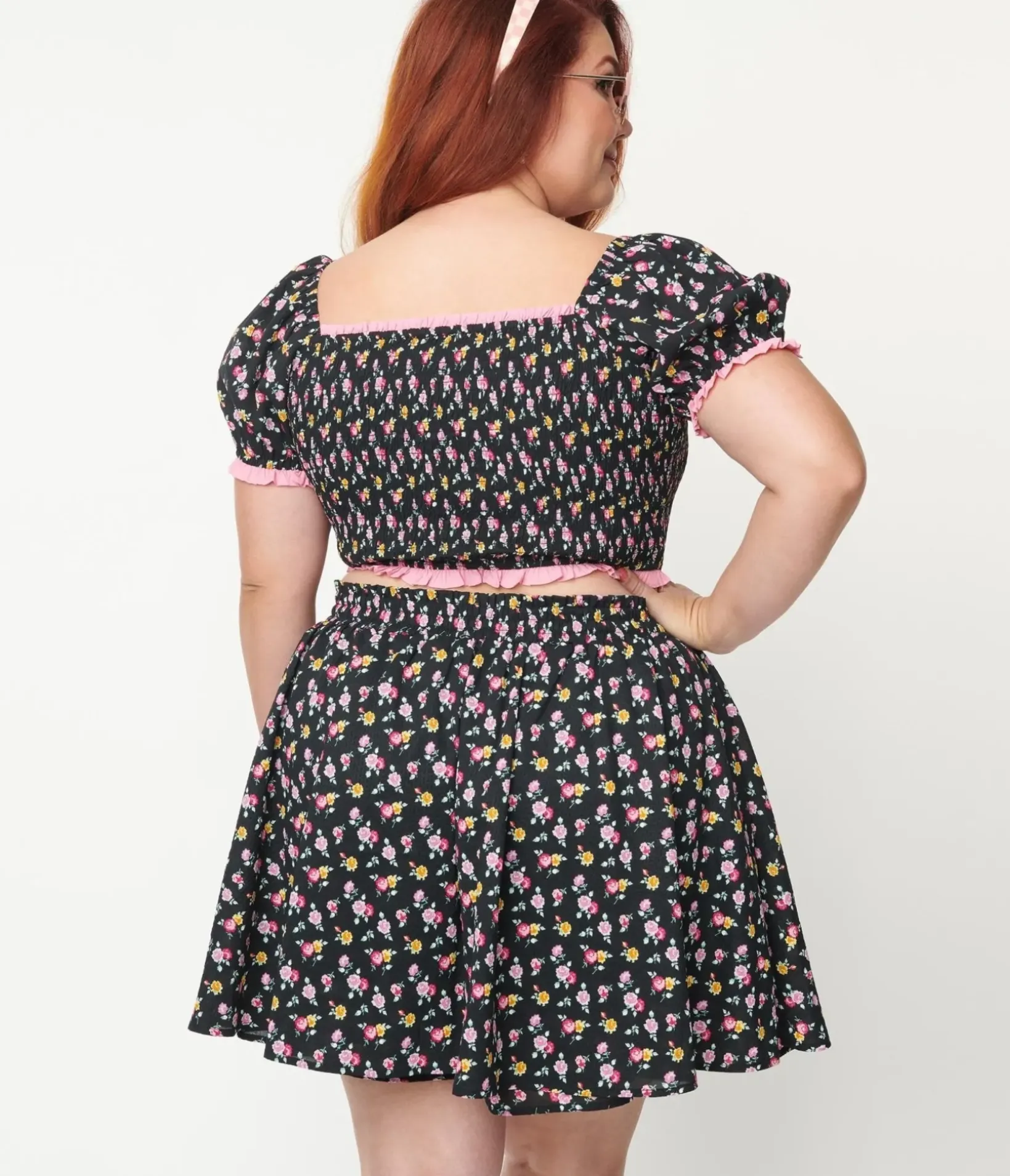 Unique Vintage Blouses|All Things Pink>Plus Size Black & Pink Ditsy Floral Crop Top