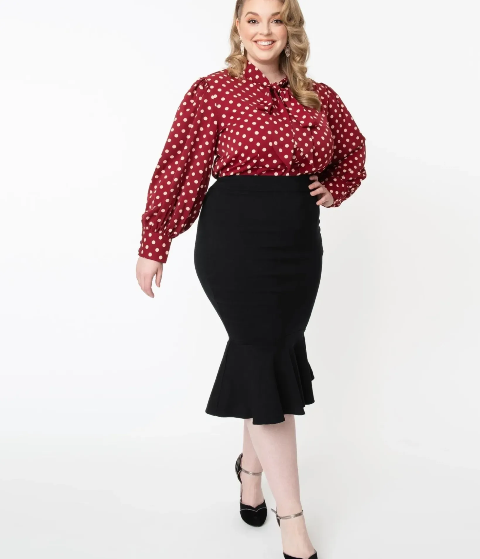 Unique Vintage Skirts|Skirts>Plus Size 1960s Black Fishtail Lizette Wiggle Skirt