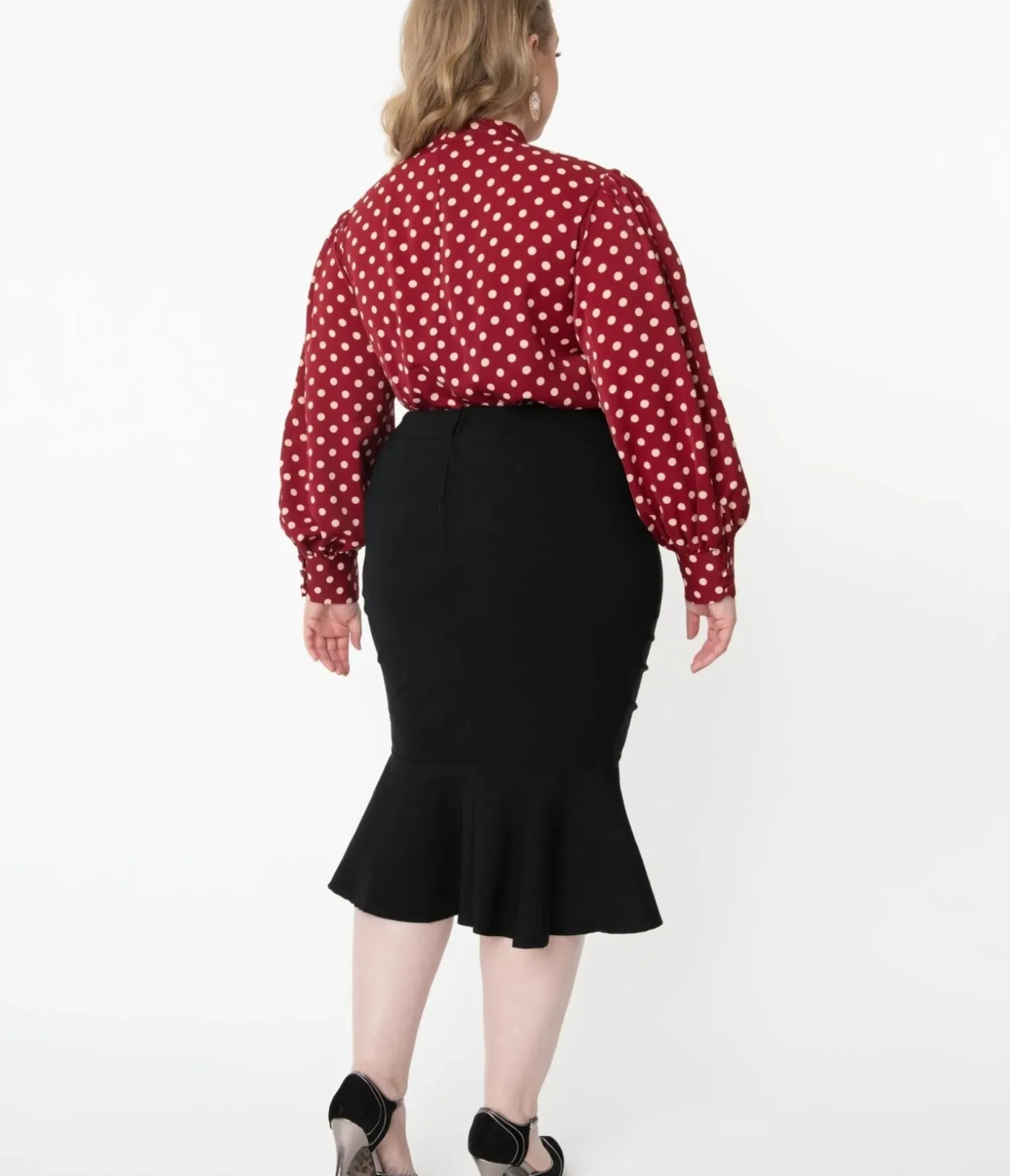Unique Vintage Skirts|Skirts>Plus Size 1960s Black Fishtail Lizette Wiggle Skirt