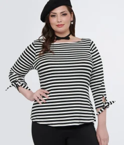Unique Vintage All Things Black><noscript><img width=