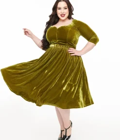 Unique Vintage Swing|Pocket Dresses>Plus Size 1950s Chartreuse Velvet Sweetheart Swing Dress