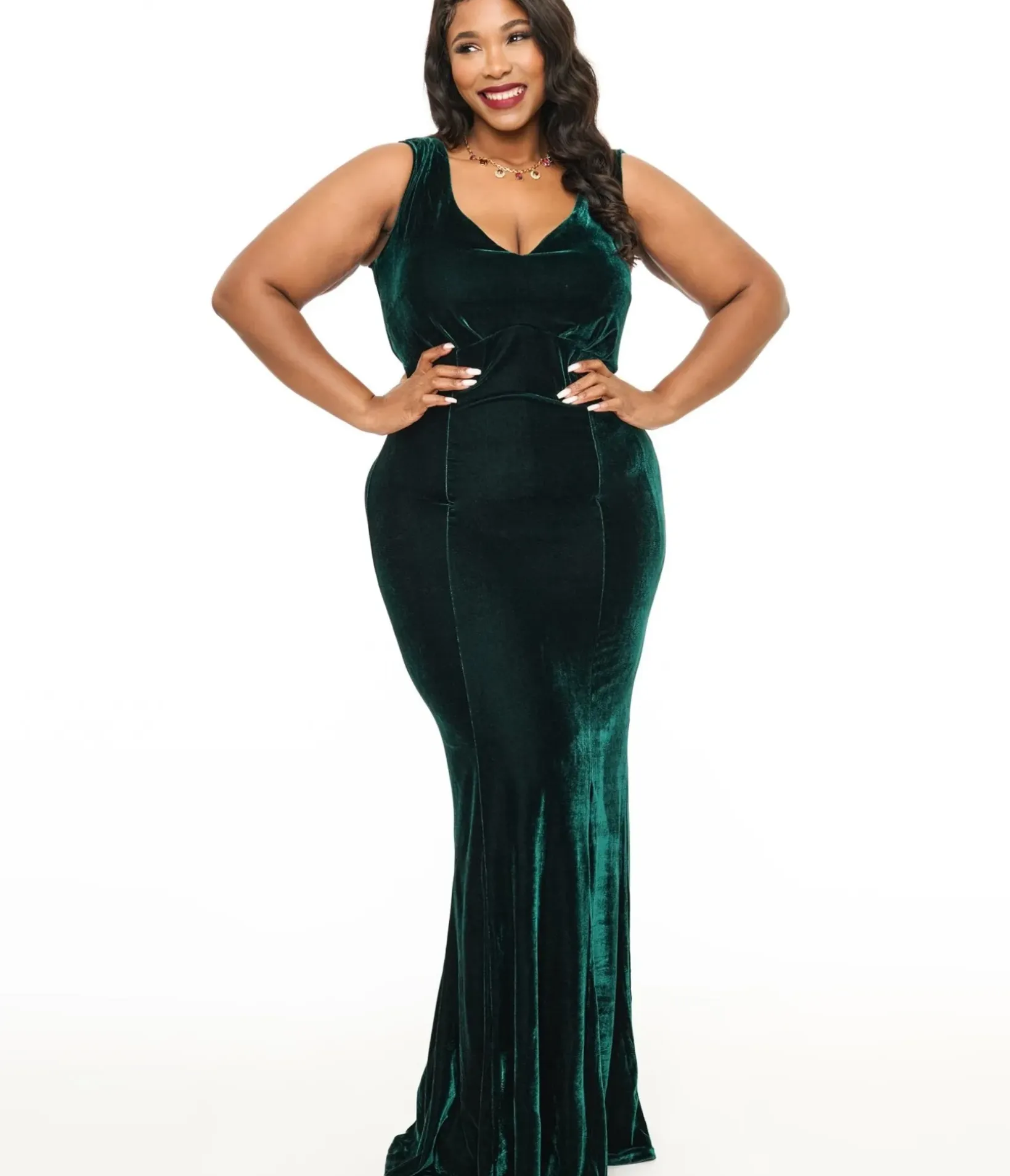 Unique Vintage Pencil|Maxi>Plus Size 1930s Emerald Green Velvet Goldwyn Gown