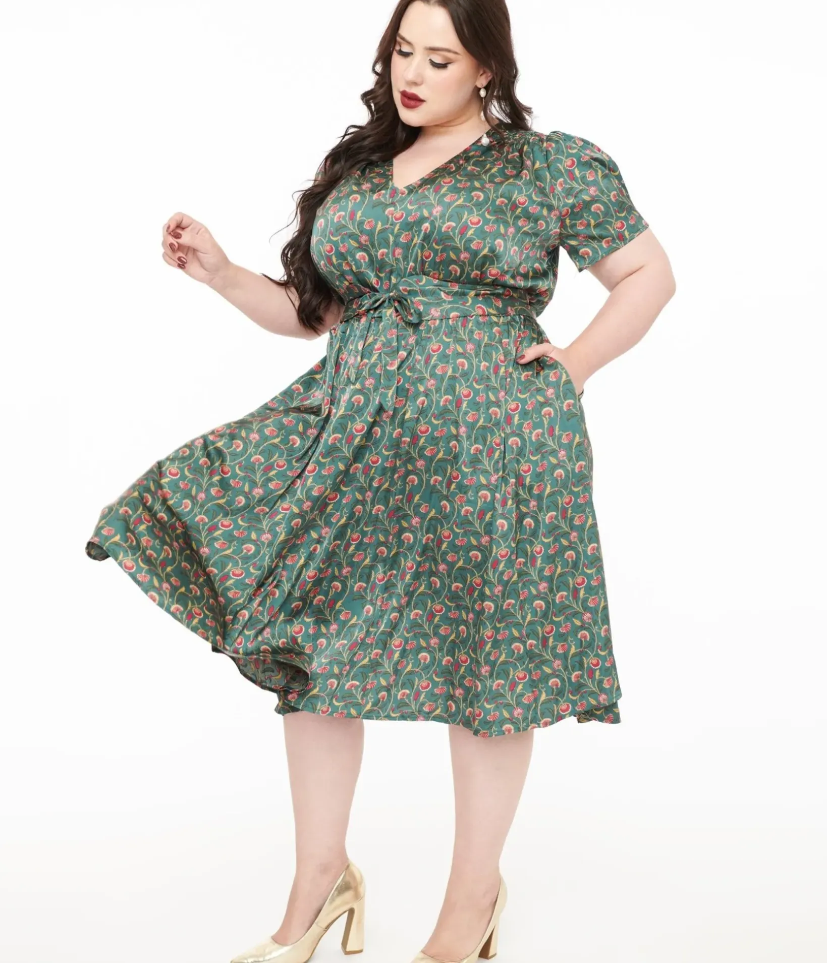 Unique Vintage Swing|Pocket Dresses>Plus Size 1940s Green & Red Fan Print Swing Dress
