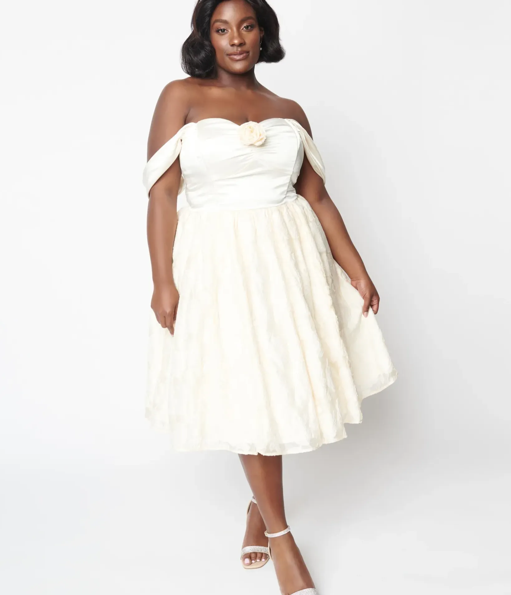 Unique Vintage Swing|Pocket Dresses>Plus Size 1950s Ivory Floral Off Shoulder Flare Dress