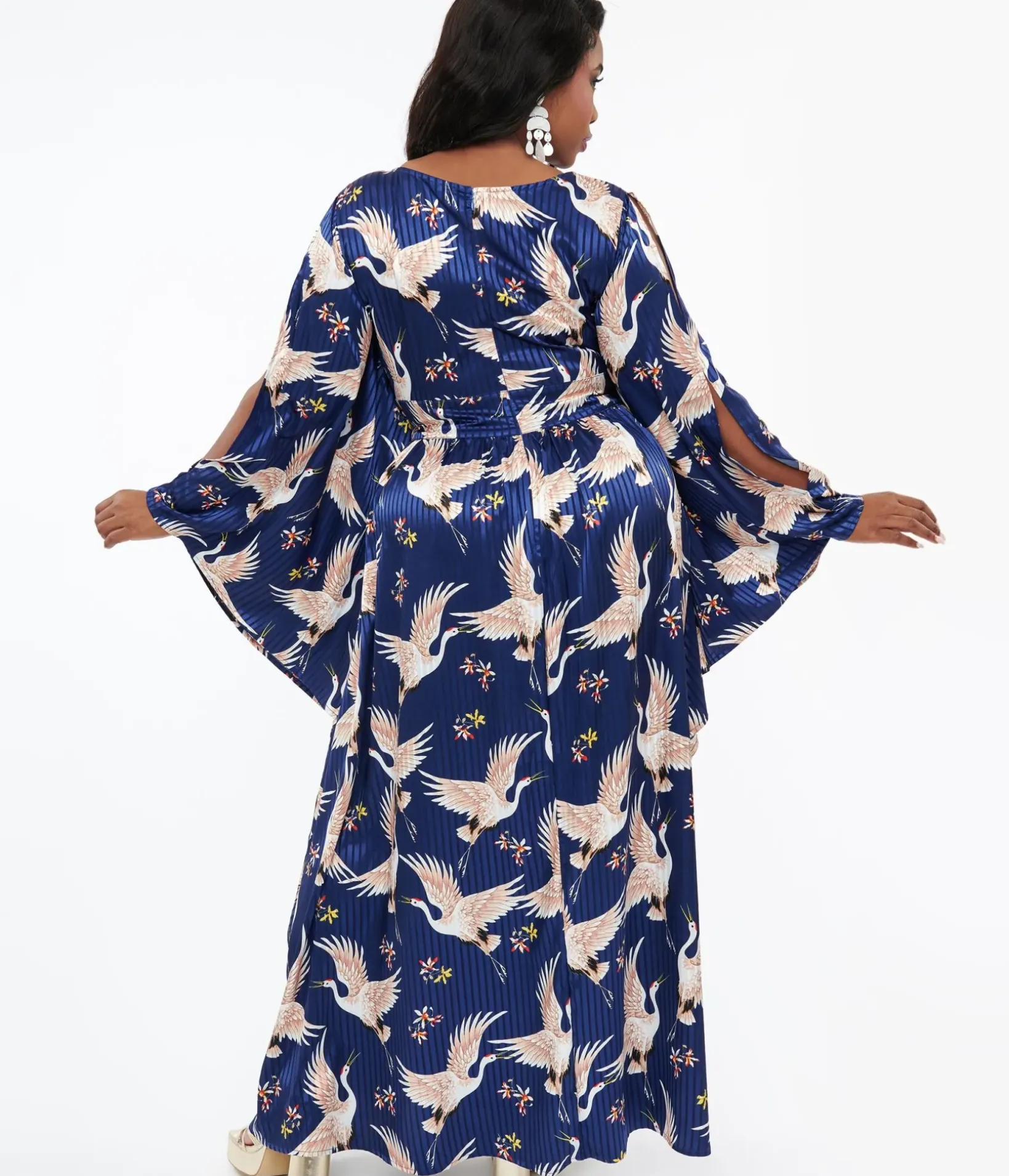 Unique Vintage Maxi|Caftans>Plus Size 1960s Navy Crane Flutter Sleeve Caftan