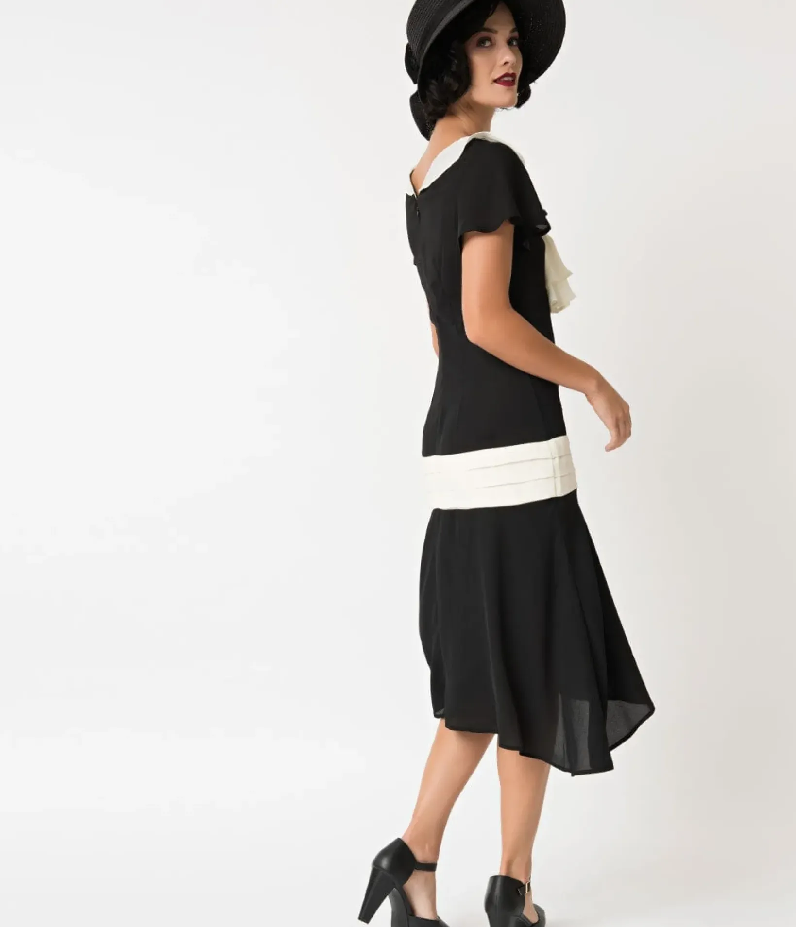 Unique Vintage Everyday Dresses|Special Occasion>1920s Black & Cream Wilshire Flapper Day Dress