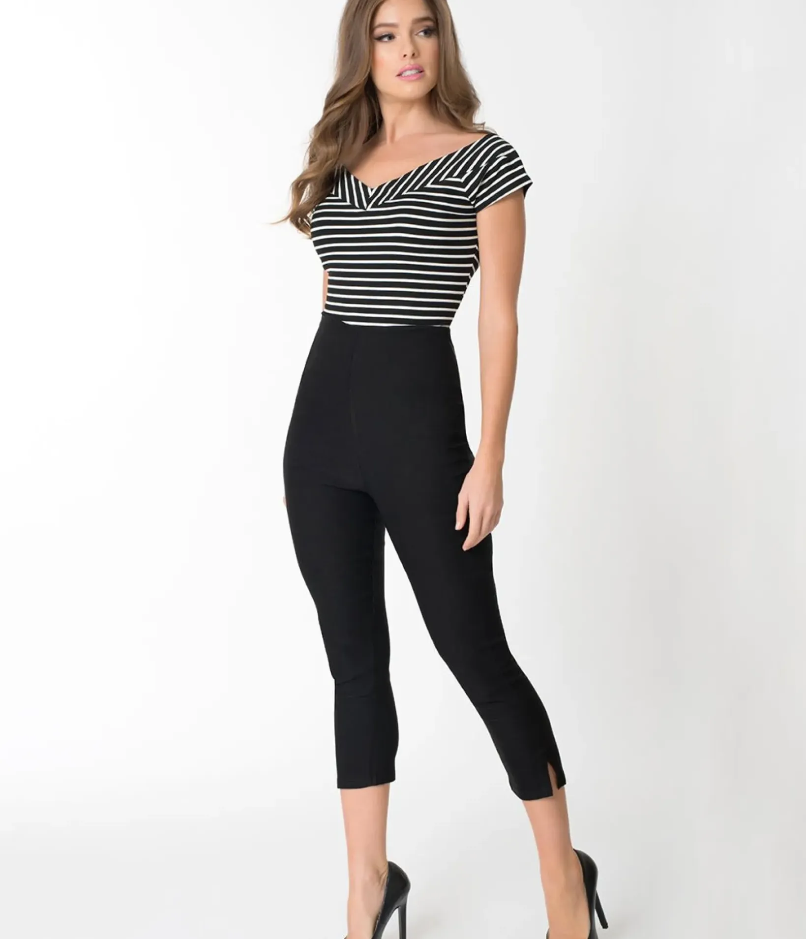 Unique Vintage Pants>1950s Black High Waist Rachelle Capri Pants