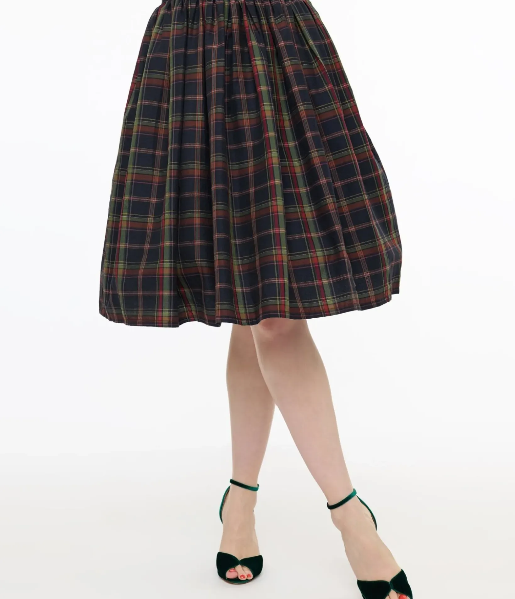 Unique Vintage Skirts>1950s Black Plaid Gellar Swing Skirt