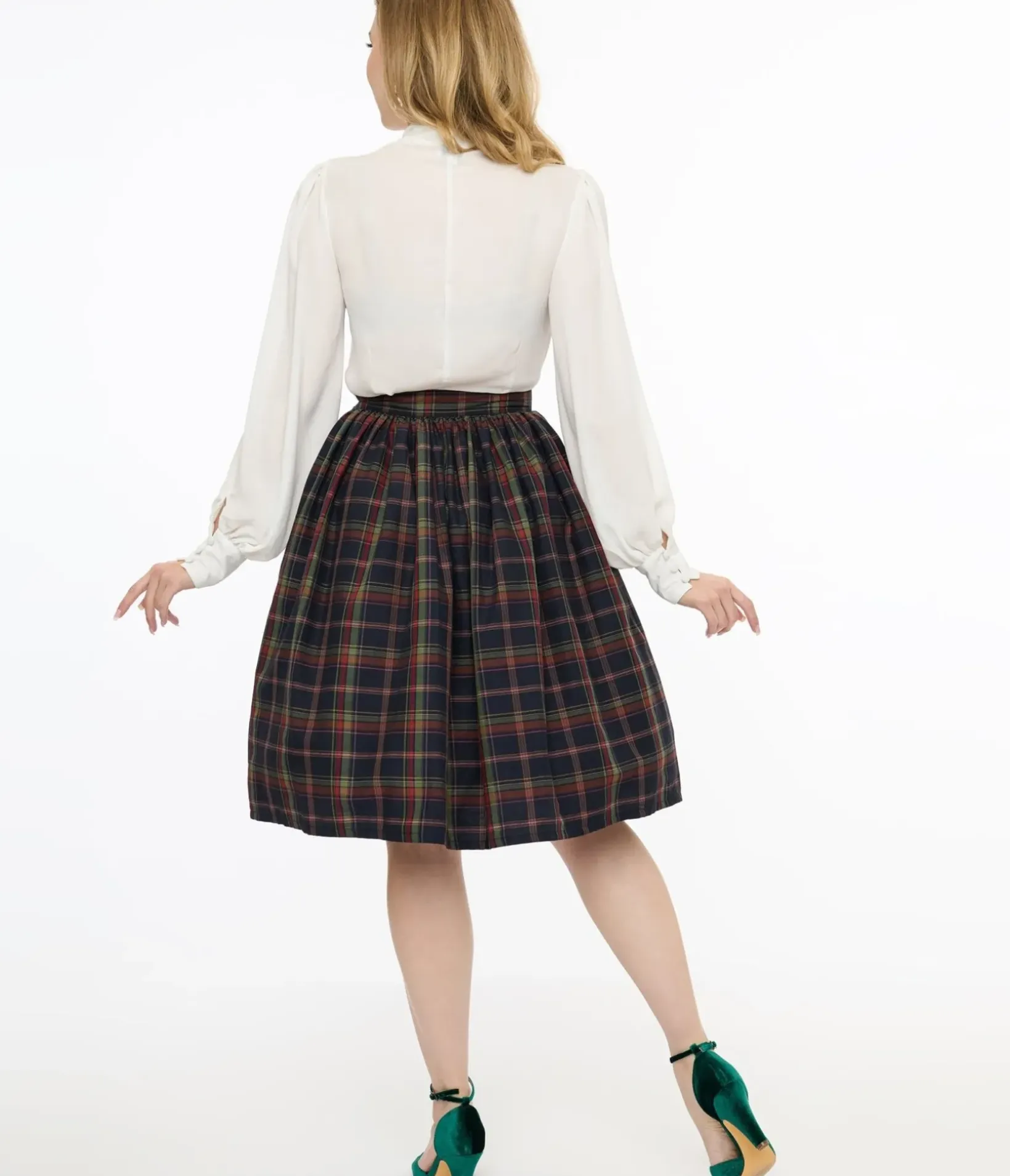 Unique Vintage Skirts>1950s Black Plaid Gellar Swing Skirt