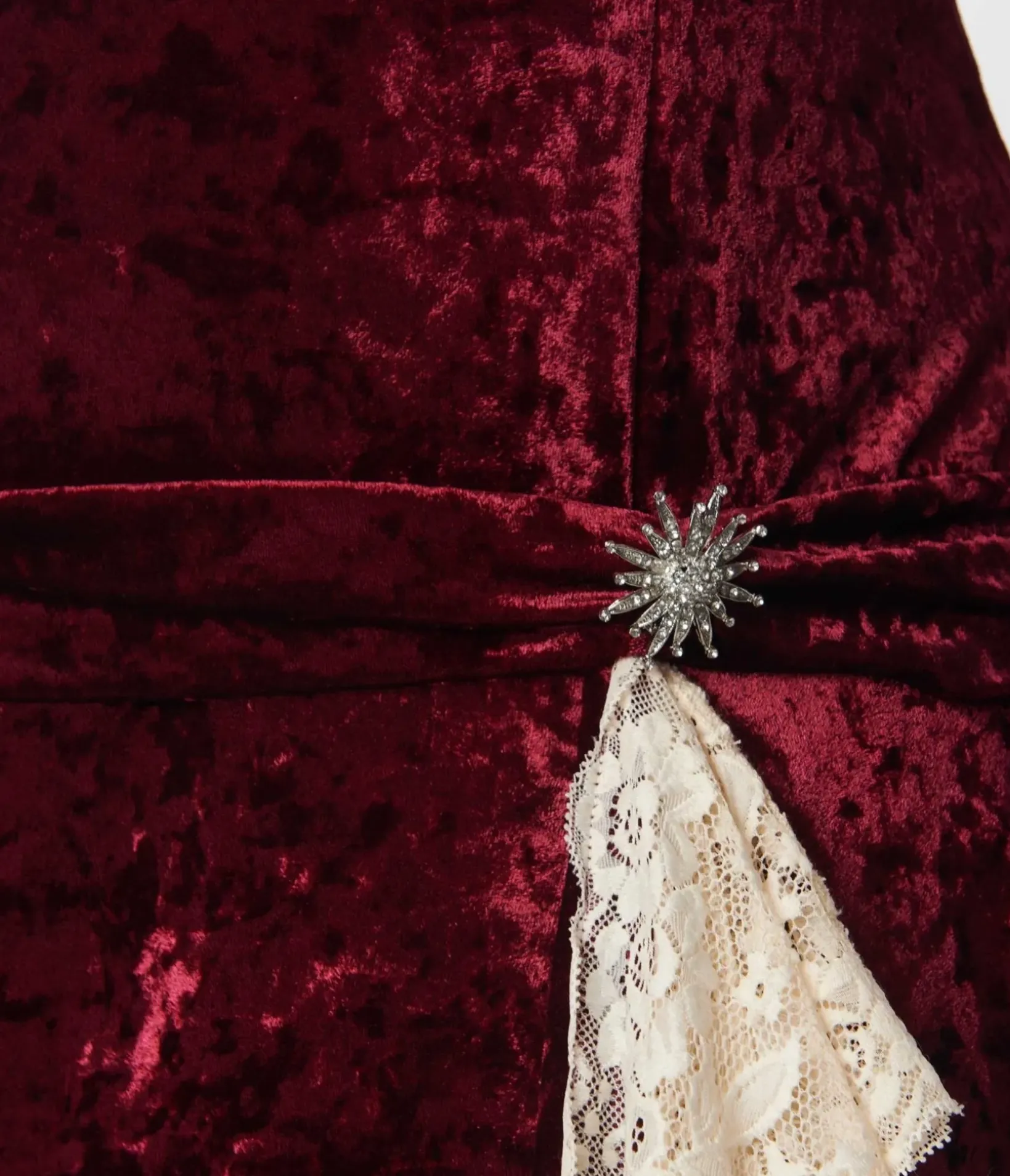 Unique Vintage Everyday Dresses|Special Occasion>1920s Burgundy Crushed Velvet & Ivory Lace Flapper Dress