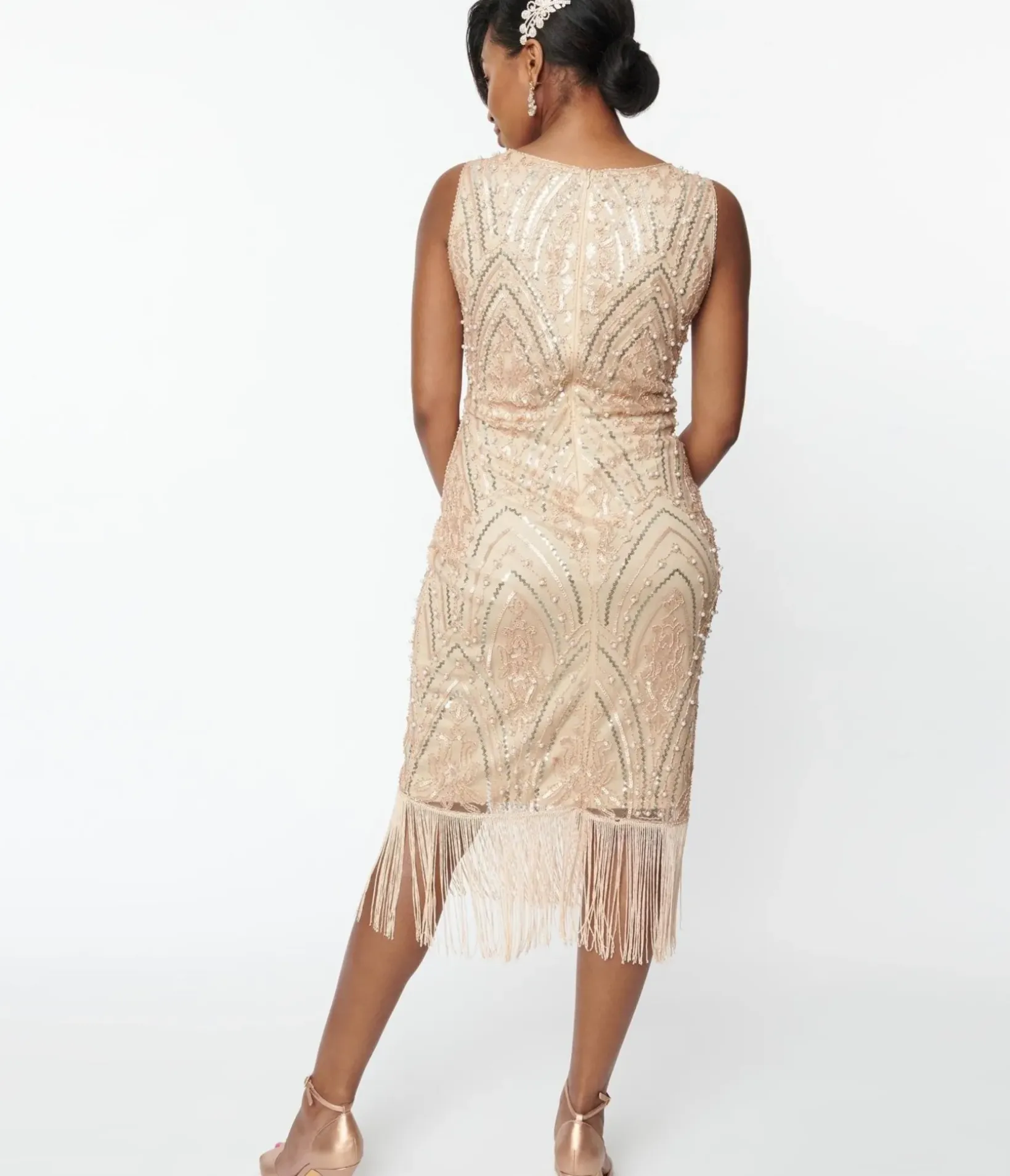 Unique Vintage Everyday Dresses|Special Occasion>1920s Champagne Sequin & Pearl Sleeveless Flapper Dress