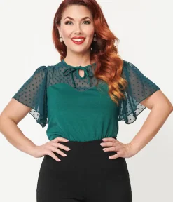 Unique Vintage Work Wear>1950s Green Clipdot Flutter Sleeve Sweetheart Top