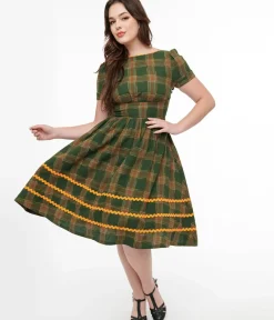 Unique Vintage Swing|Everyday Dresses>1950s Green Plaid Cotton Swing Dress
