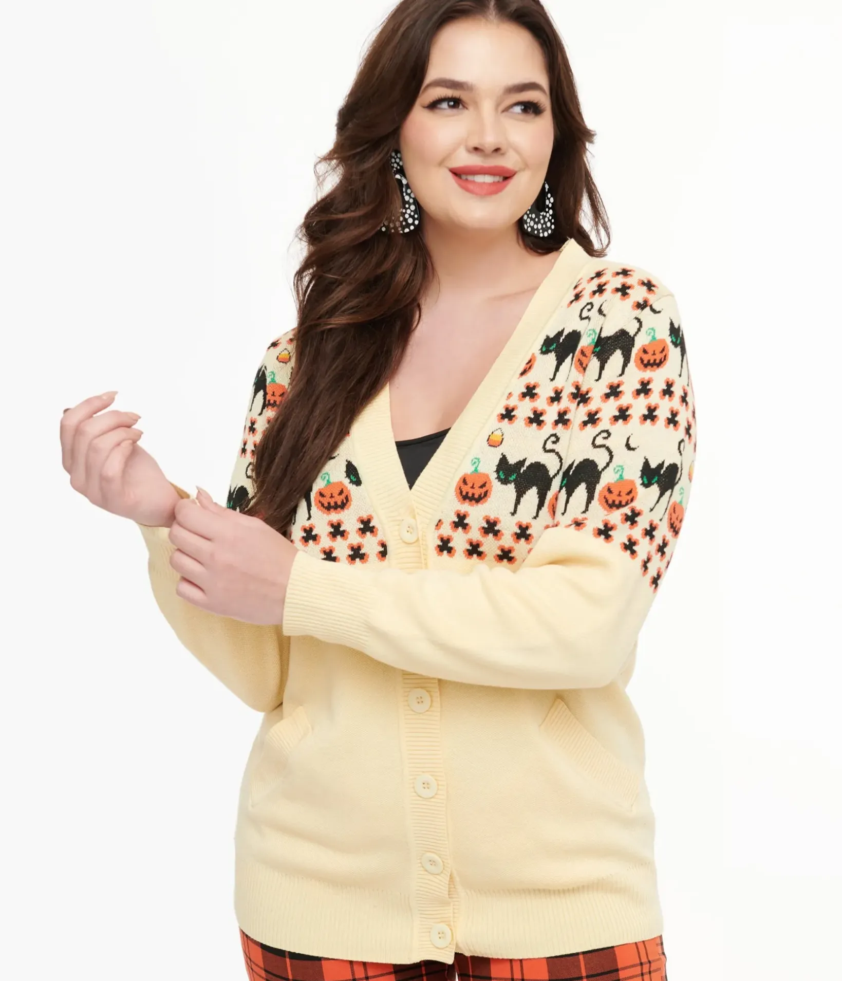 Unique Vintage Sweaters & Cardigans>1960s Ivory & Orange Halloween Print Cardigan