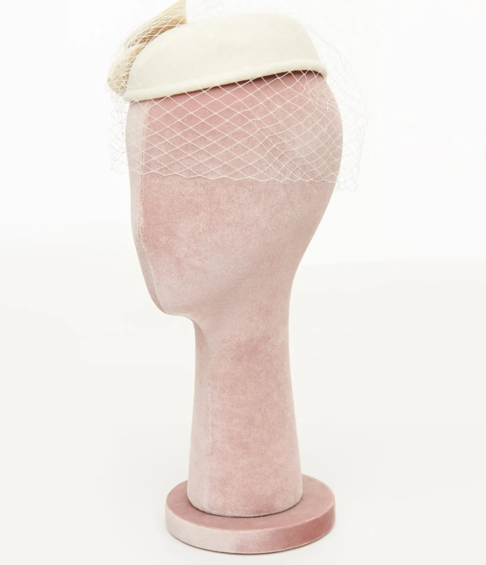 Unique Vintage Special Occasion|Wedding Accessories>1950s Ivory Pearl Pillbox Hat